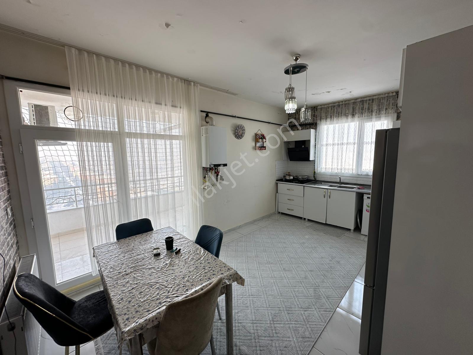 Seyrantepe Toplukonut'ta Siteli 3+1 Acil Satılık Daire - Görsel 4