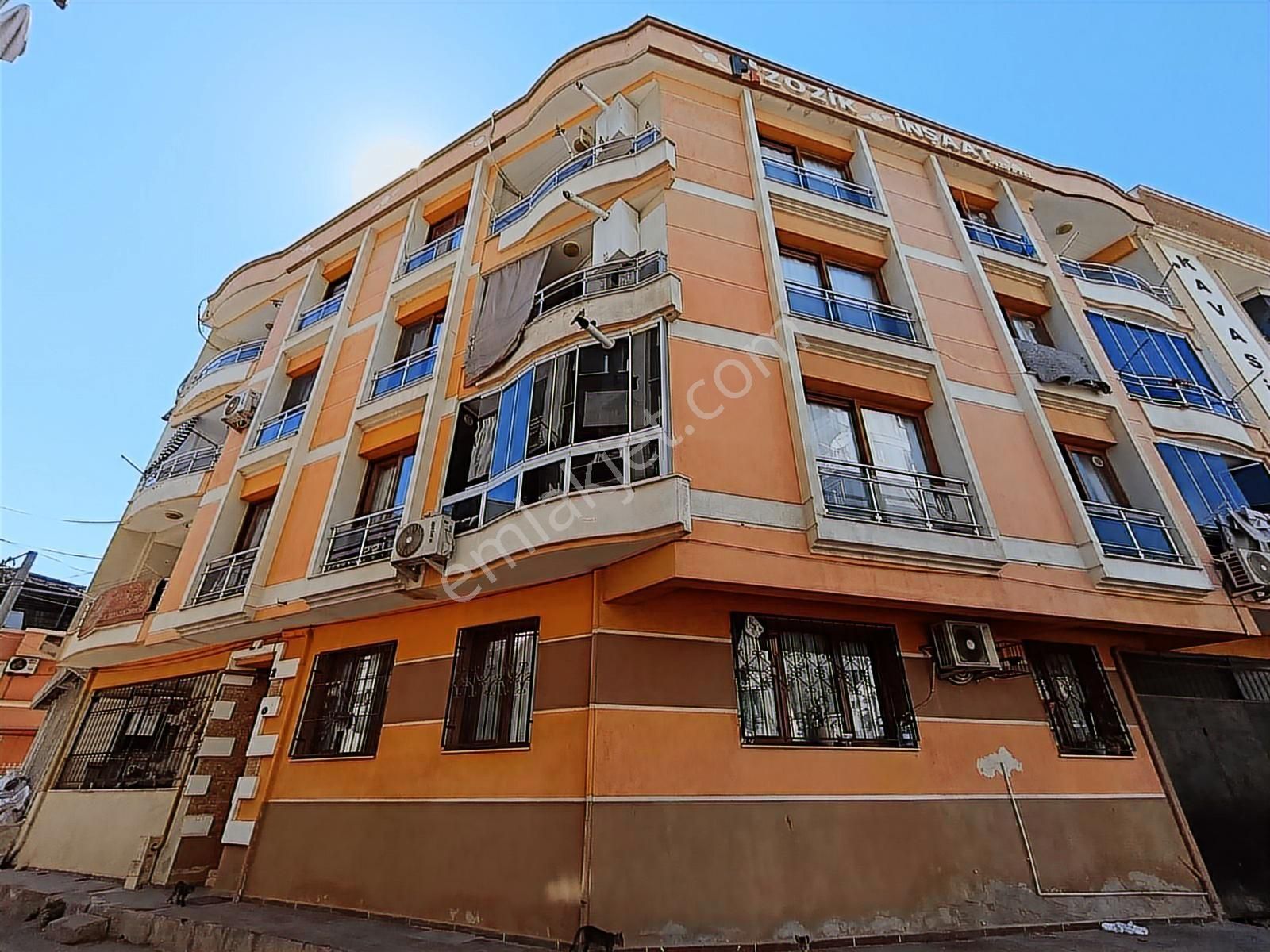 Buca Gediz Mahallesi'nde Merkezi Konumda 3+1 Satılık Daire - Görsel 9