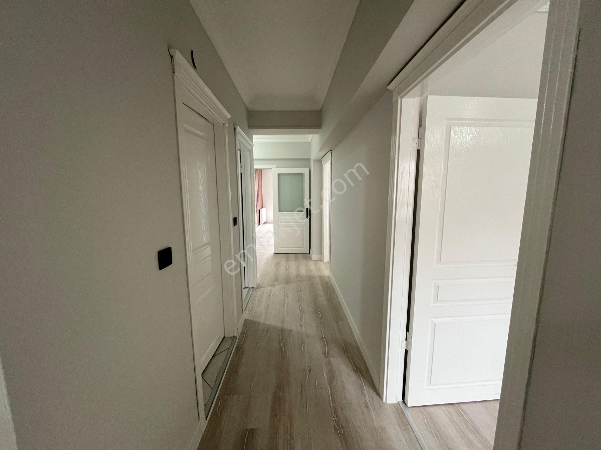 Ümitova Caddesinde 3+1 Full Yapılı 135 M2 - Görsel 5