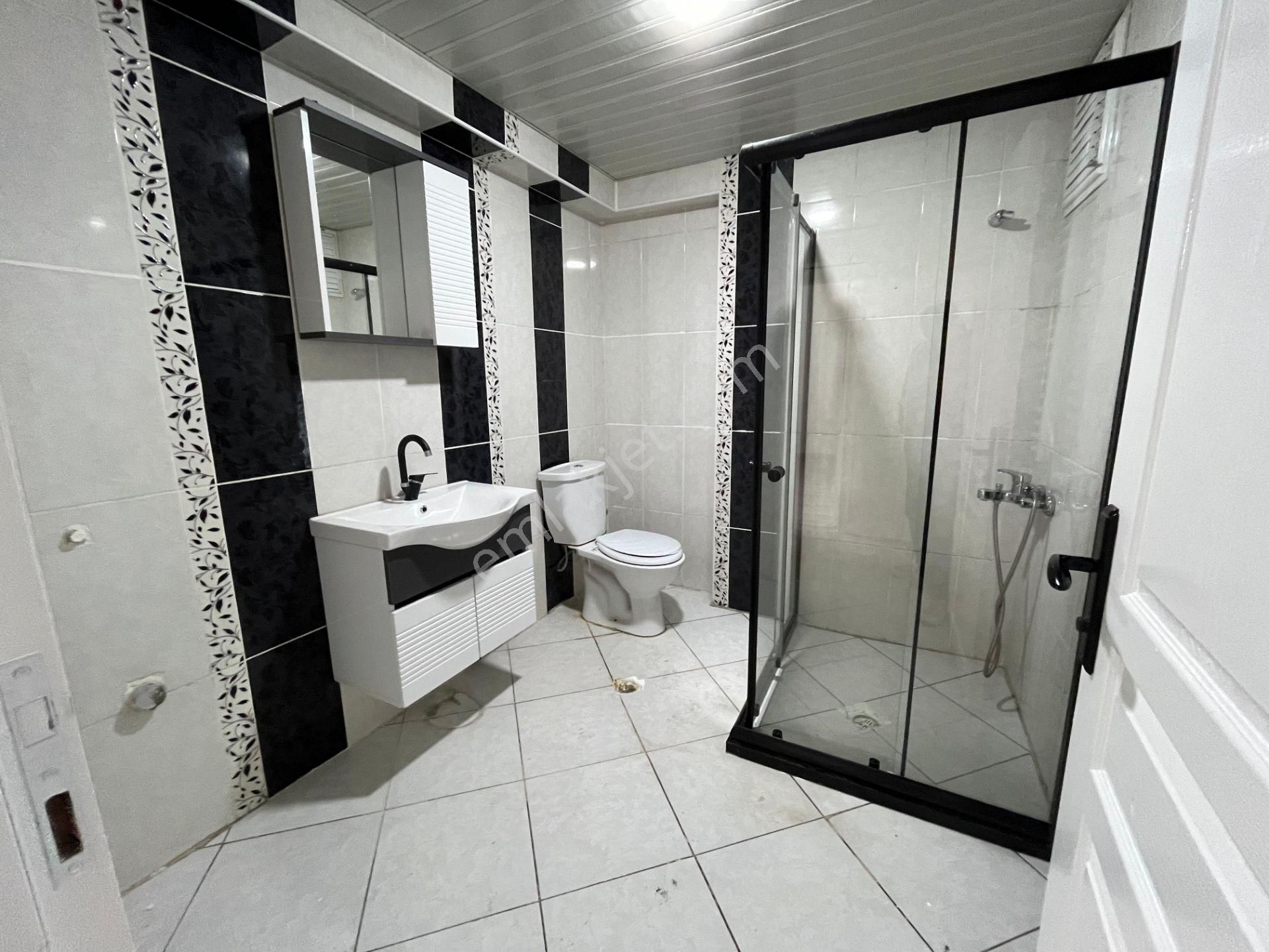 Ümitova Caddesinde 3+1 Full Yapılı 135 M2 - Görsel 13