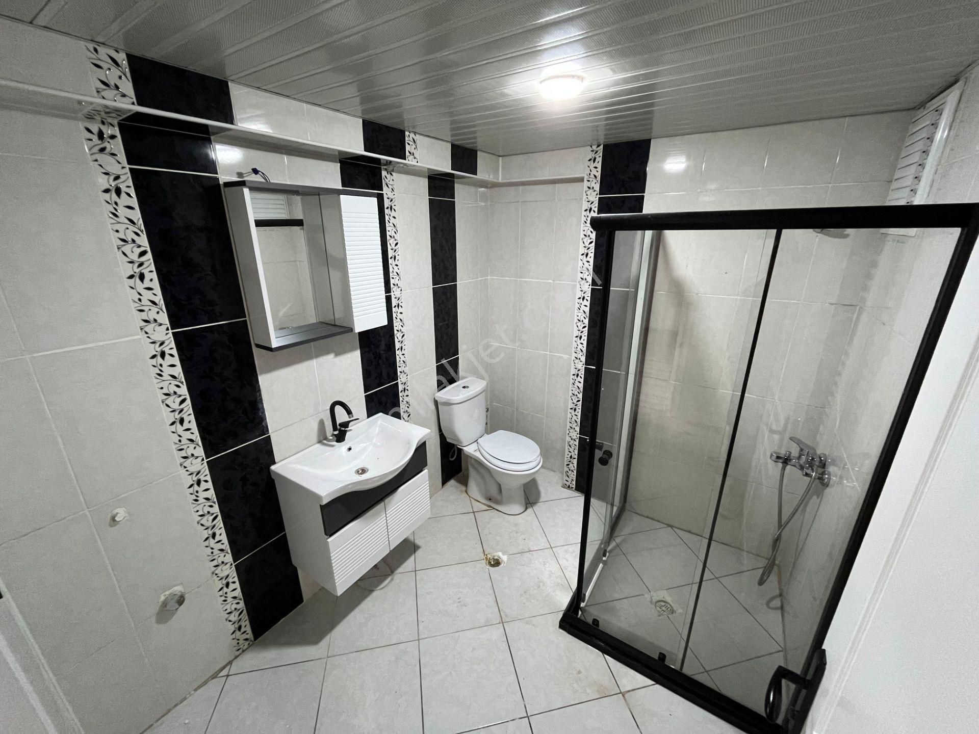 Ümitova Caddesinde 3+1 Full Yapılı 135 M2 - Görsel 14