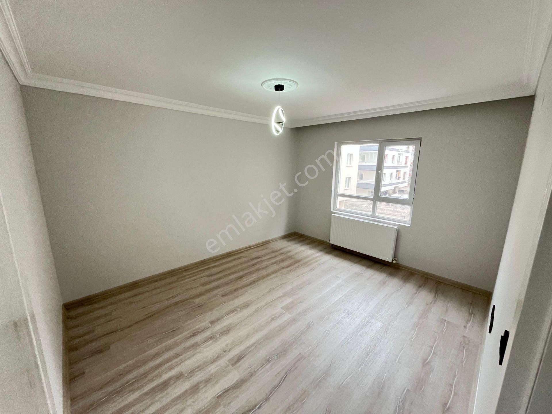 Ümitova Caddesinde 3+1 Full Yapılı 135 M2 - Görsel 11