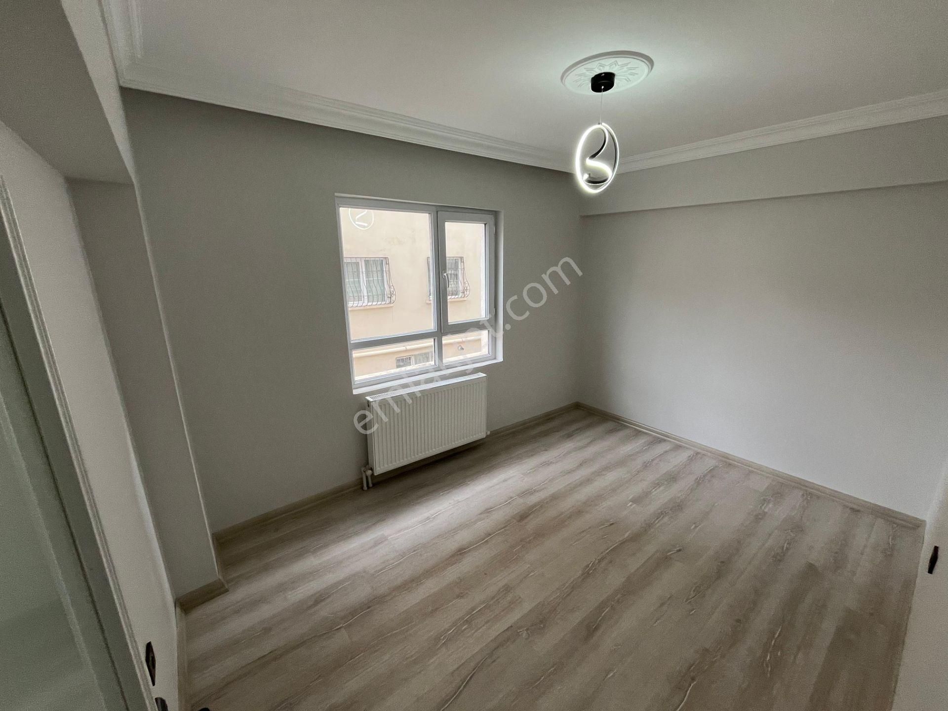 Ümitova Caddesinde 3+1 Full Yapılı 135 M2 - Görsel 9
