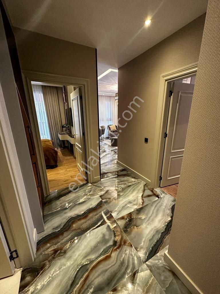 Alanya Oba Da Denize Sıfır Taşınmaya Hazır Lüks 2+1 Daire - Görsel 4