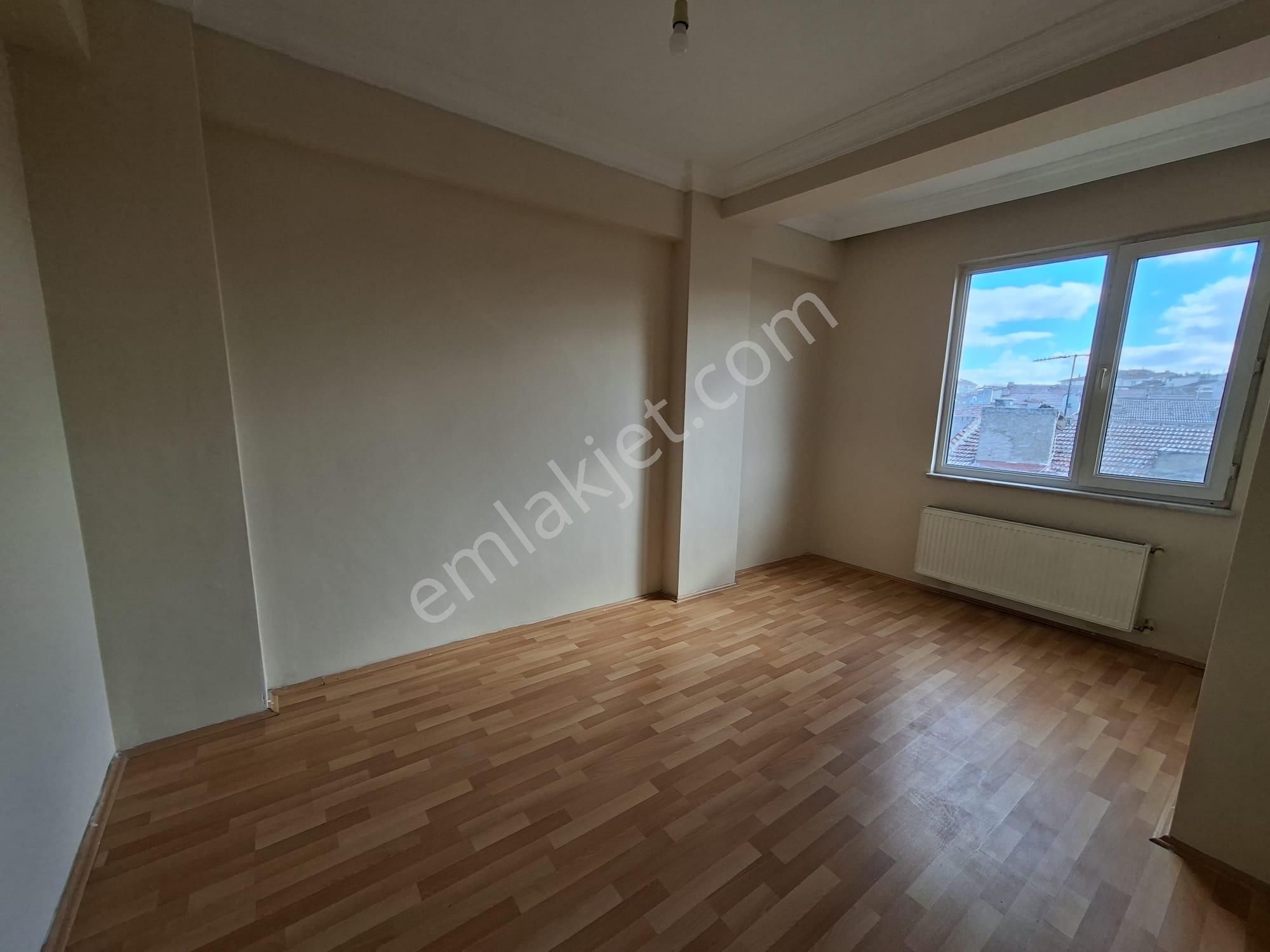 Recep Ümit Emlak'tan Ömerağa Mahallesinde Turgut Reis Caddesi Üzerinde Satılık 2+1 Daire - Görsel 22