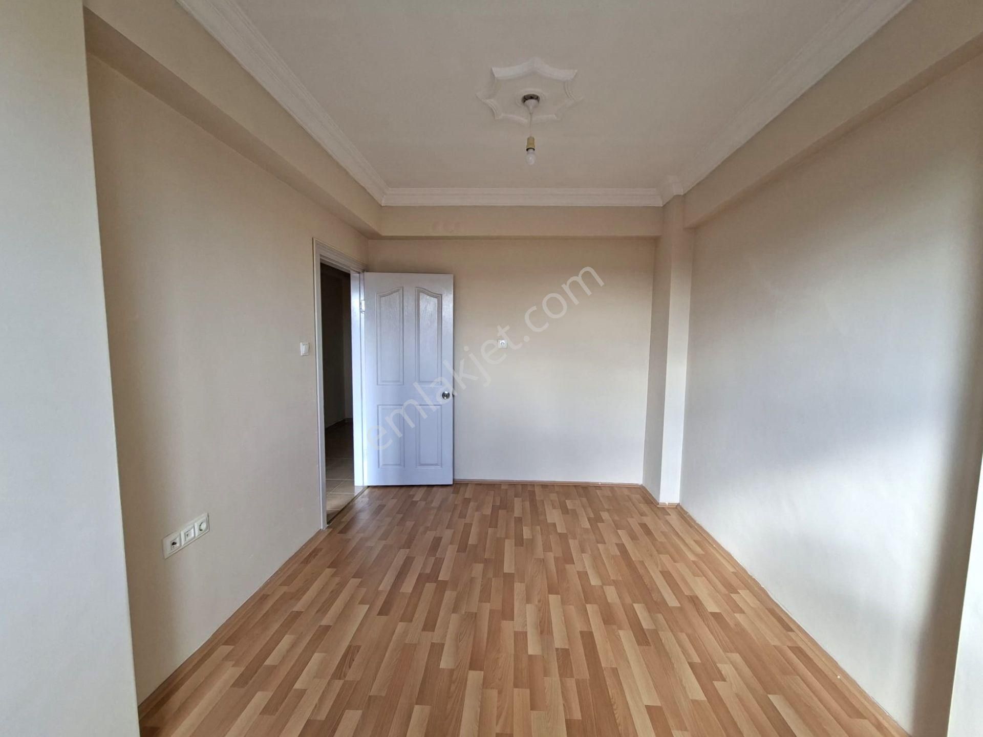 Recep Ümit Emlak'tan Ömerağa Mahallesinde Turgut Reis Caddesi Üzerinde Satılık 2+1 Daire - Görsel 19