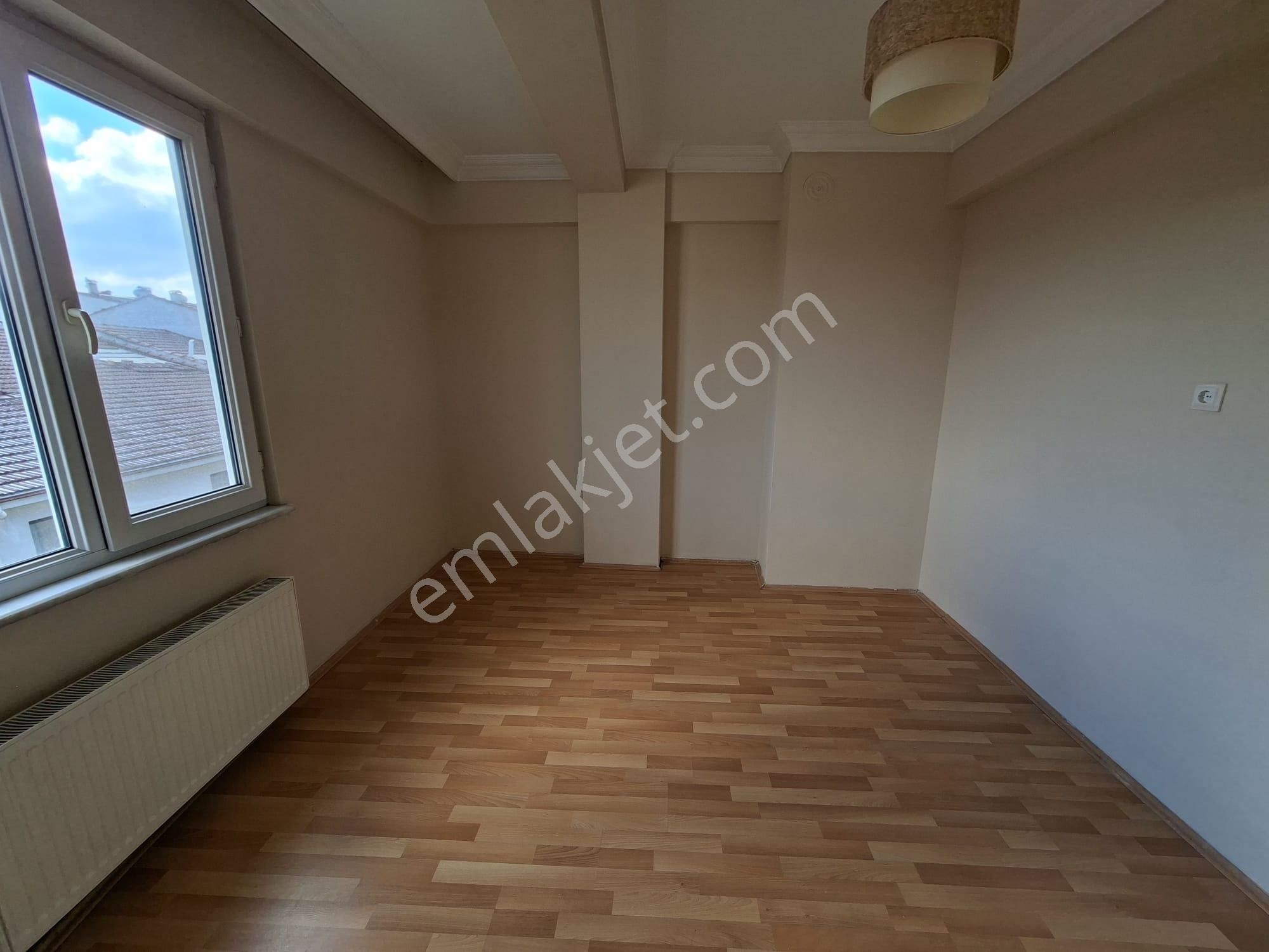 Recep Ümit Emlak'tan Ömerağa Mahallesinde Turgut Reis Caddesi Üzerinde Satılık 2+1 Daire - Görsel 23