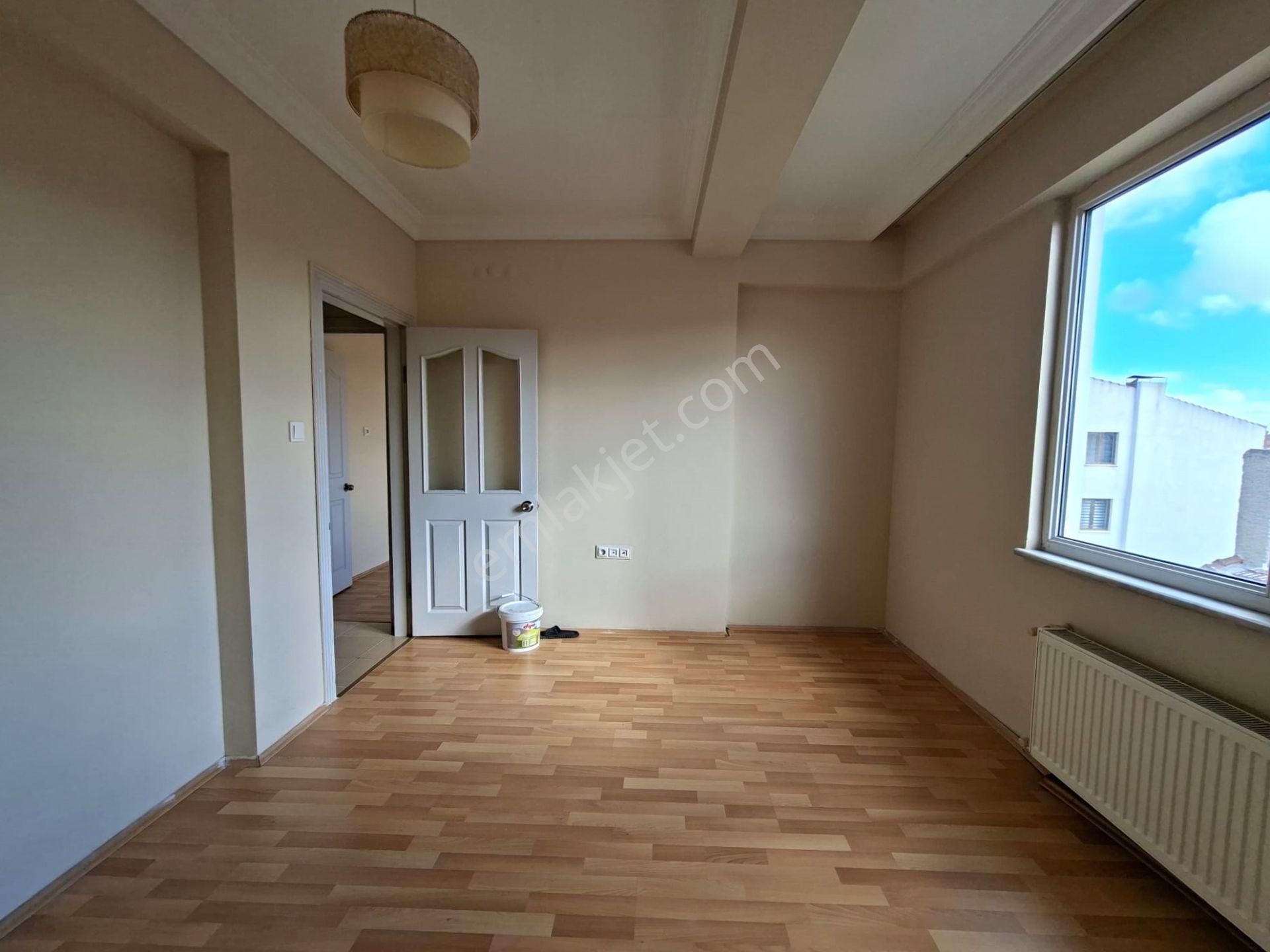 Recep Ümit Emlak'tan Ömerağa Mahallesinde Turgut Reis Caddesi Üzerinde Satılık 2+1 Daire - Görsel 24