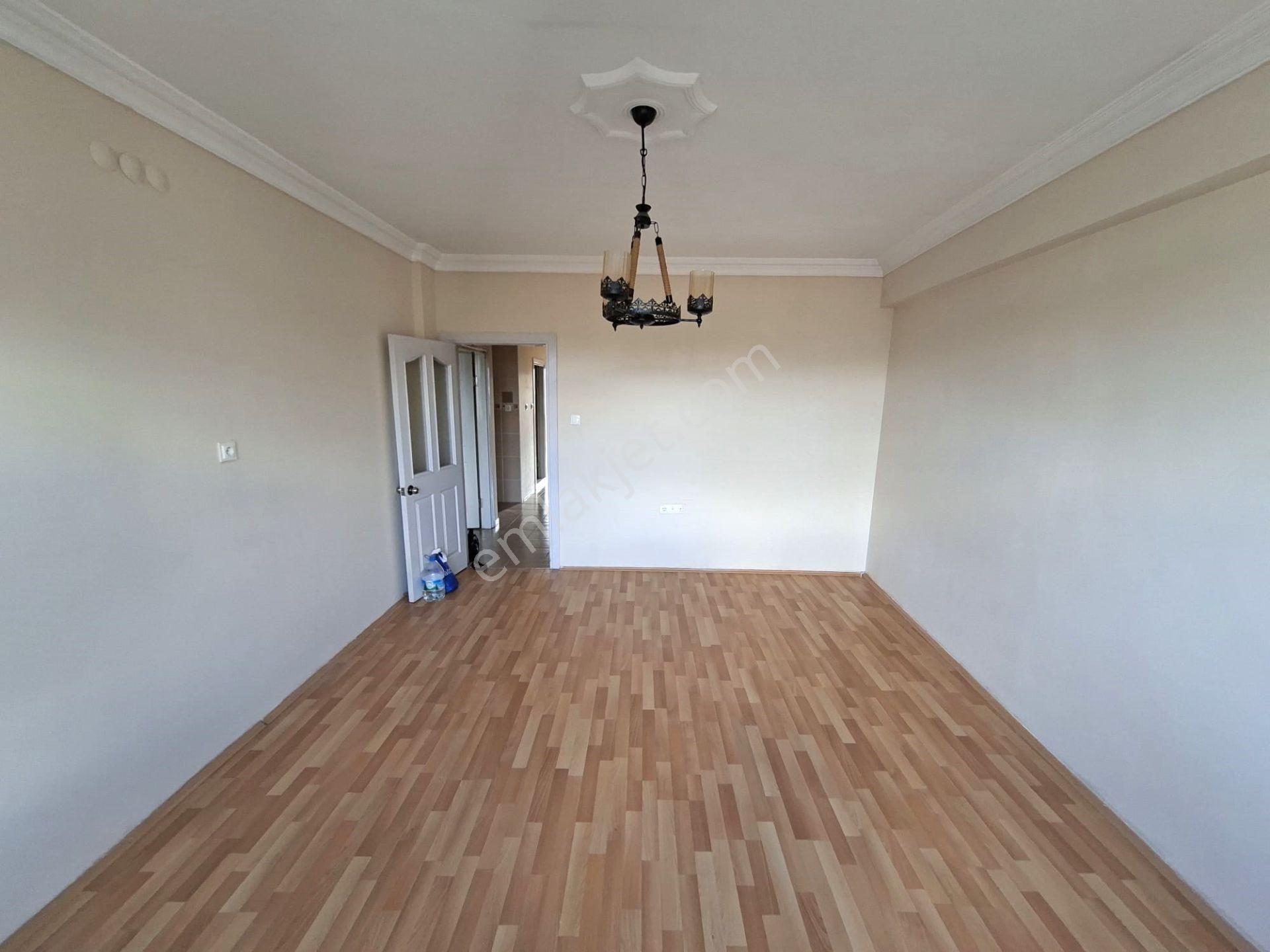 Recep Ümit Emlak'tan Ömerağa Mahallesinde Turgut Reis Caddesi Üzerinde Satılık 2+1 Daire - Görsel 14