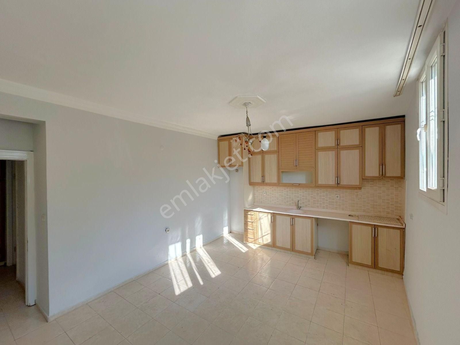 Acill Buca Çamlık Mah.de Uçanyol Yanı 2+1 75m2 A.mutfak Giriş Kat Satılık Daire - Görsel 5