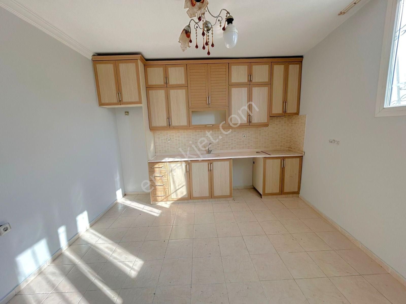 Acill Buca Çamlık Mah.de Uçanyol Yanı 2+1 75m2 A.mutfak Giriş Kat Satılık Daire - Görsel 4