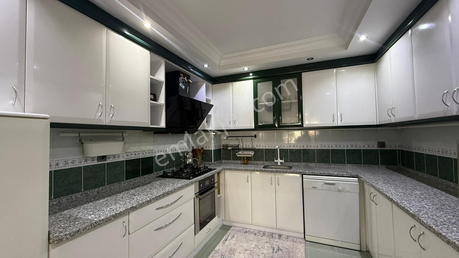 Arevtürk'den Kuşpınar'da Satılık 240 M2 4,5+1 Daire - Görsel 2