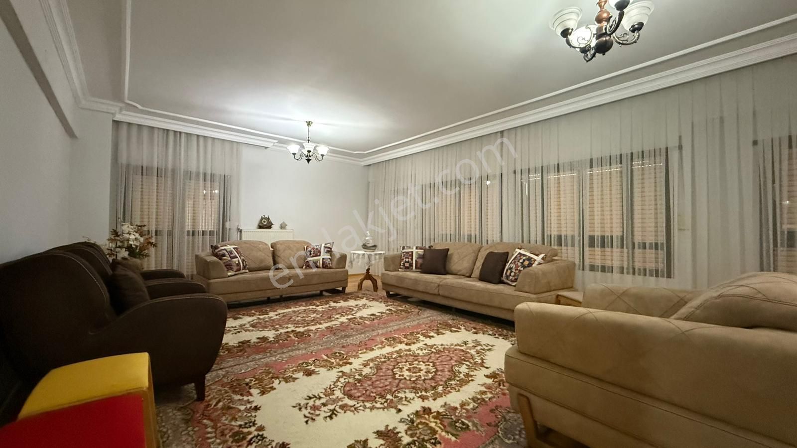 Arevtürk'den Kuşpınar'da Satılık 240 M2 4,5+1 Daire - Görsel 17