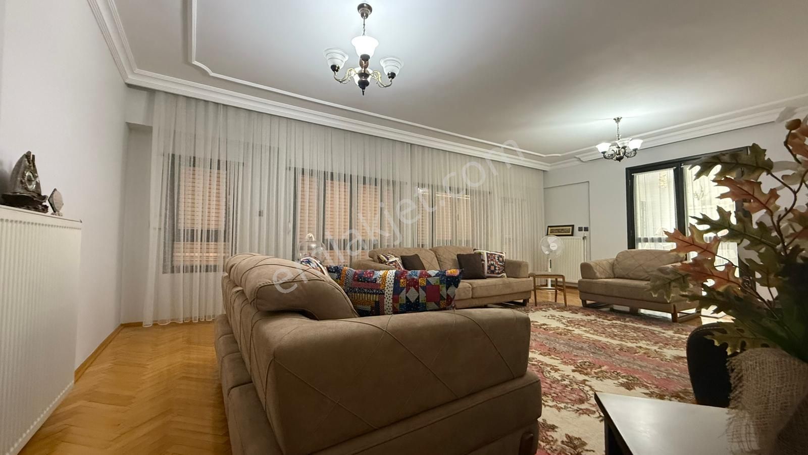 Arevtürk'den Kuşpınar'da Satılık 240 M2 4,5+1 Daire - Görsel 14