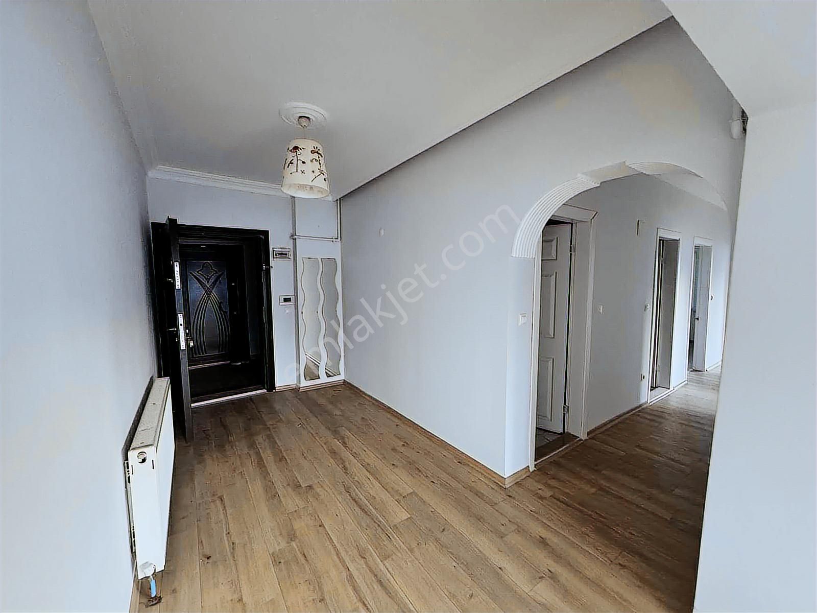 Aile Binasında 3+1 Kat Mülkiyetli 130 M2 Daire !!! - Görsel 9