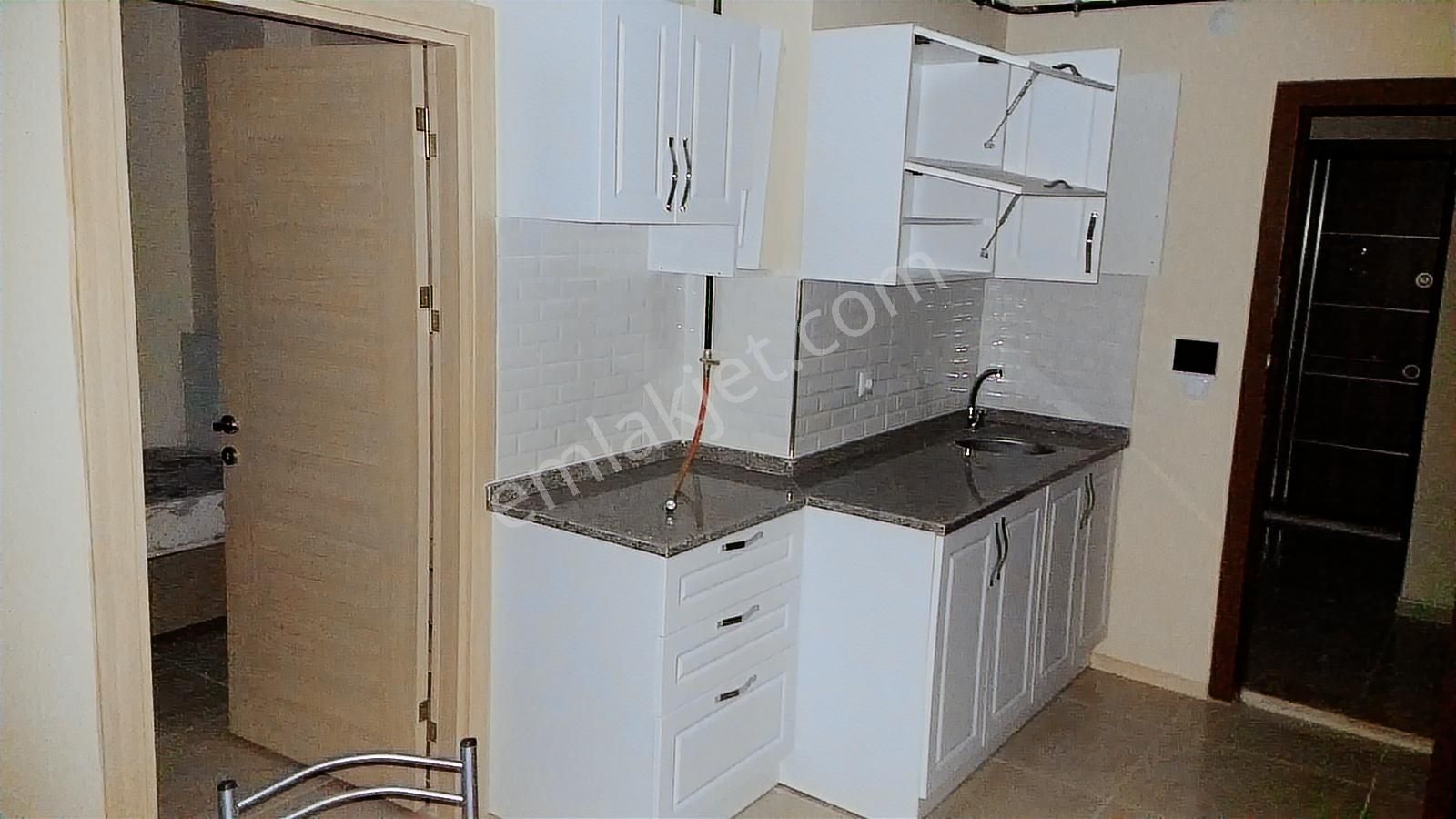 11- Şeker Emlaktan - 2+1-60m² Satılık Eşyalı Daire - Görsel 32