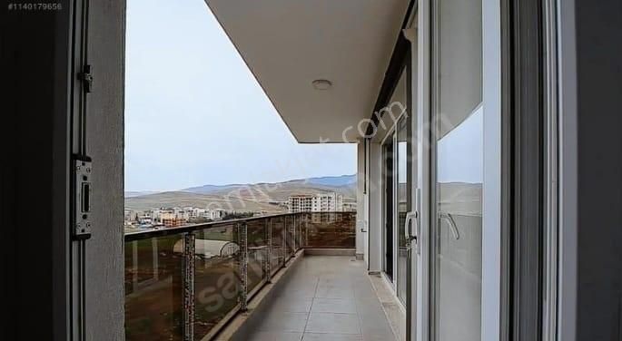 Menemen Koyundere Sitede Arakat 150m2 3+1 Daire - Görsel 8