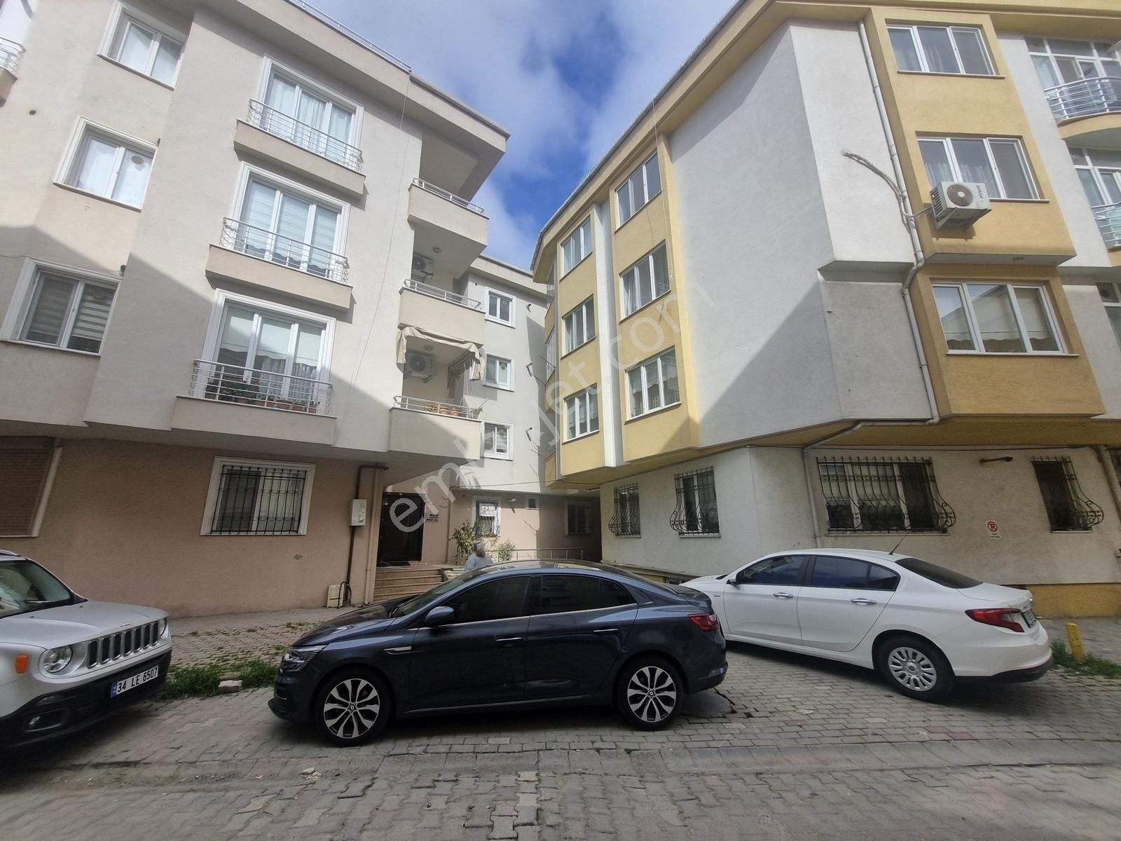 19 Mayıs Mahallesinde 2+1 Satılık Yüksek Giriş Daire
