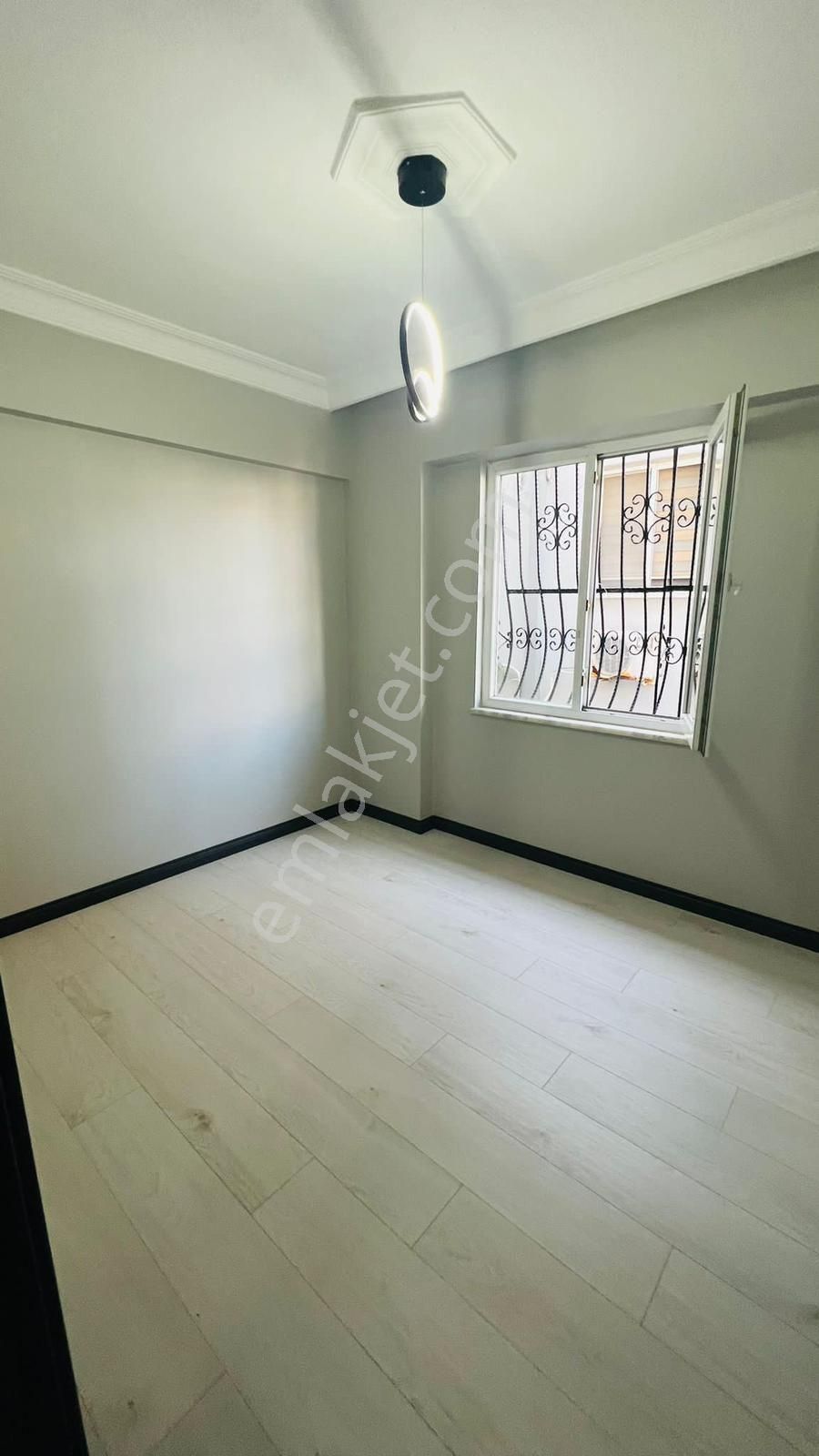 Didim Altınkum Çamlık Mah. Plaja 300 Mt Ara Kat Sıfır Tadilatlı 2+1 Daire - Görsel 2