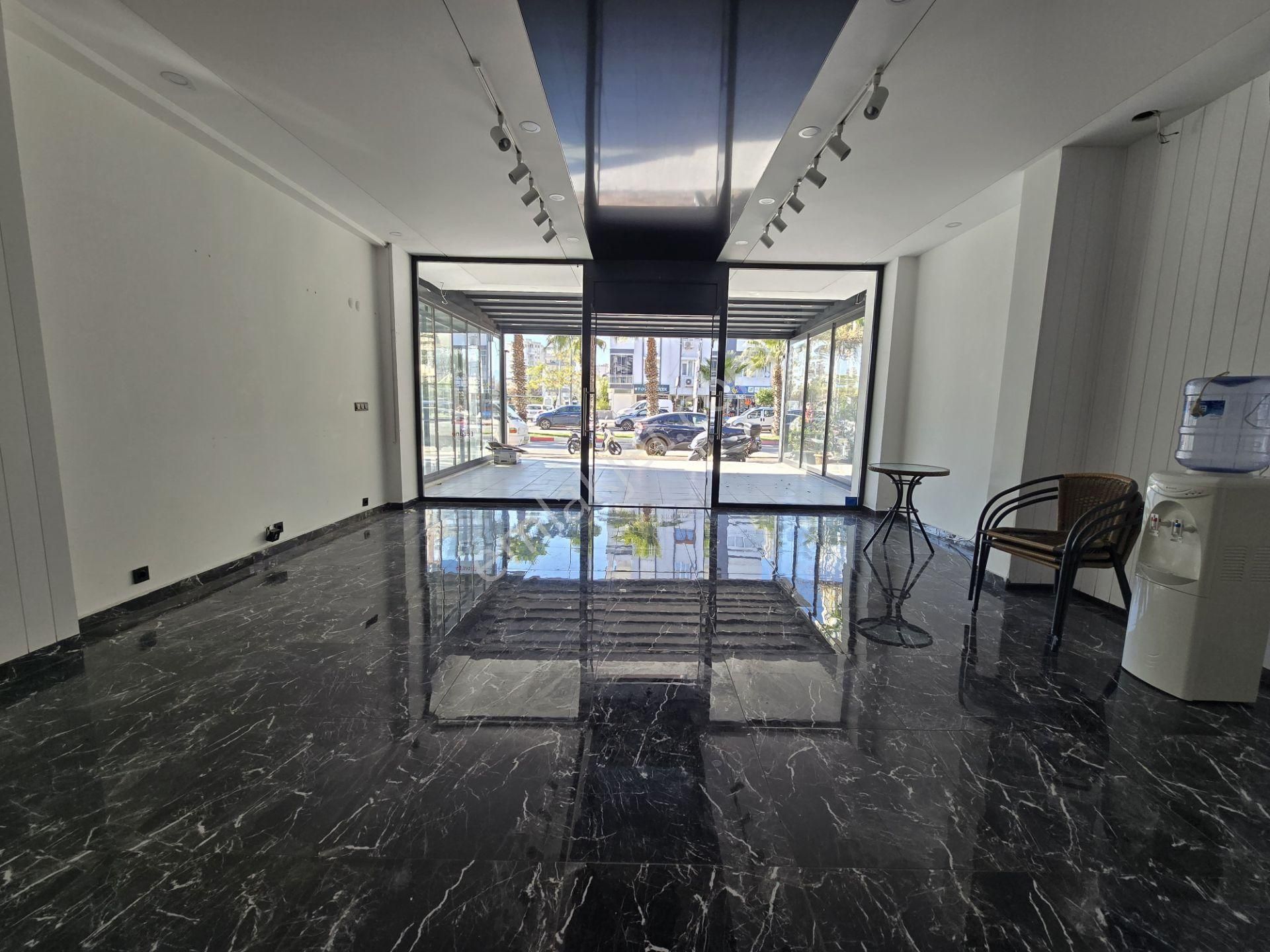 Fener Mahallesinde Falez Cad. Merkezi Konumda 100 M2 Dükkan - Görsel 2