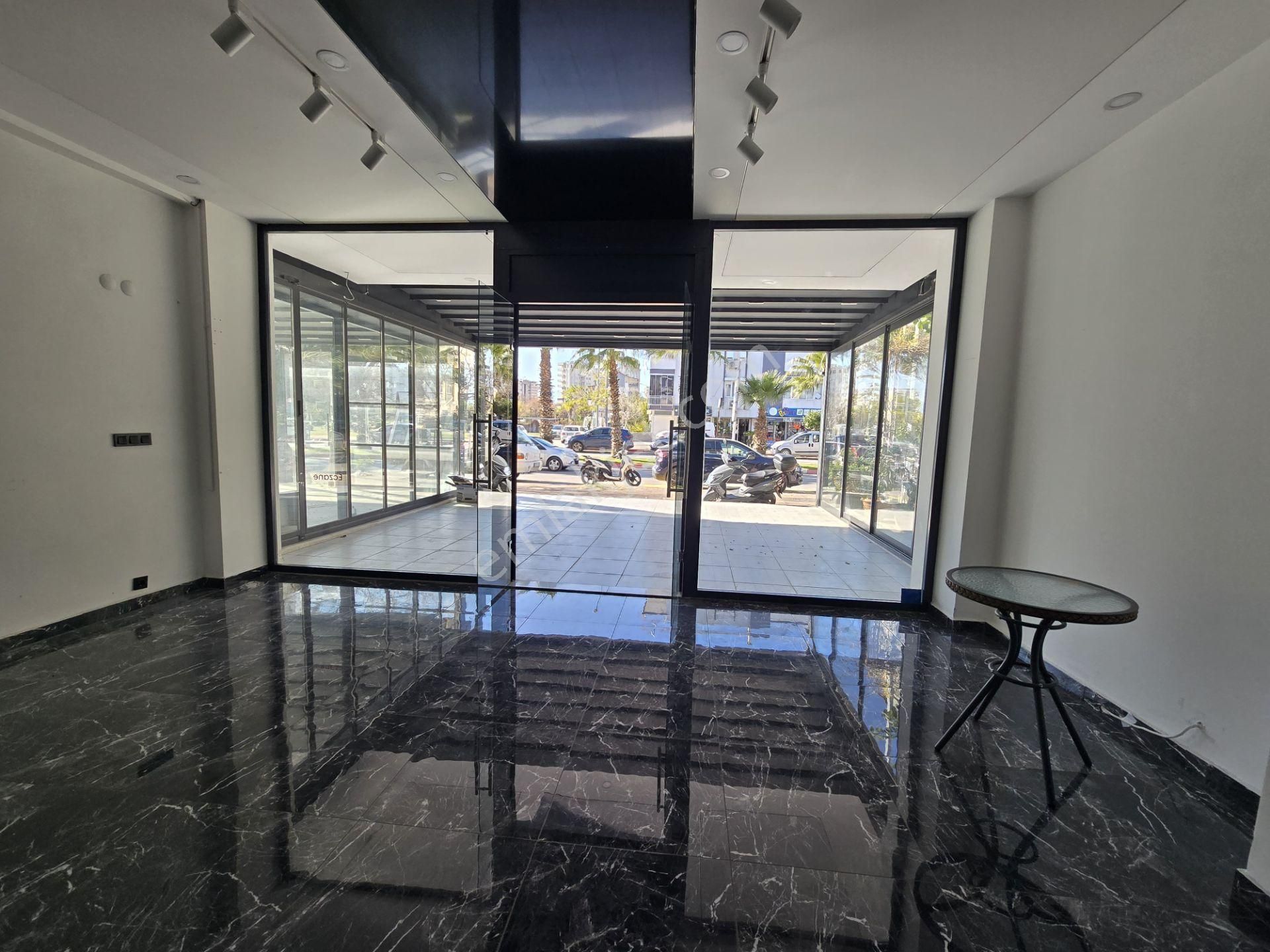 Fener Mahallesinde Falez Cad. Merkezi Konumda 100 M2 Dükkan - Görsel 3