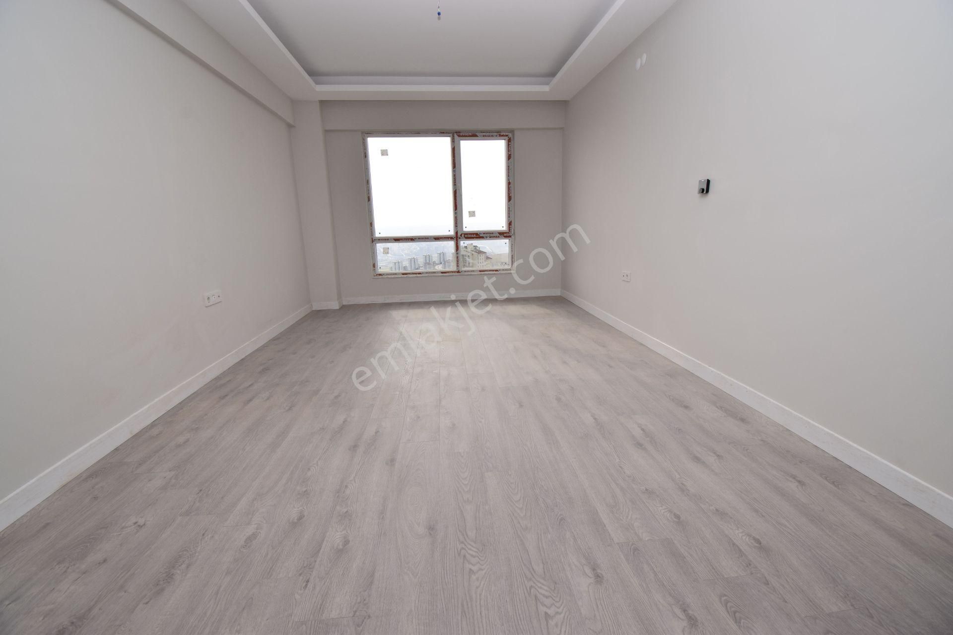 Turyap' Tan Kayalarda Manzaralı Okul-market-ulaşım Yanı Kiralık