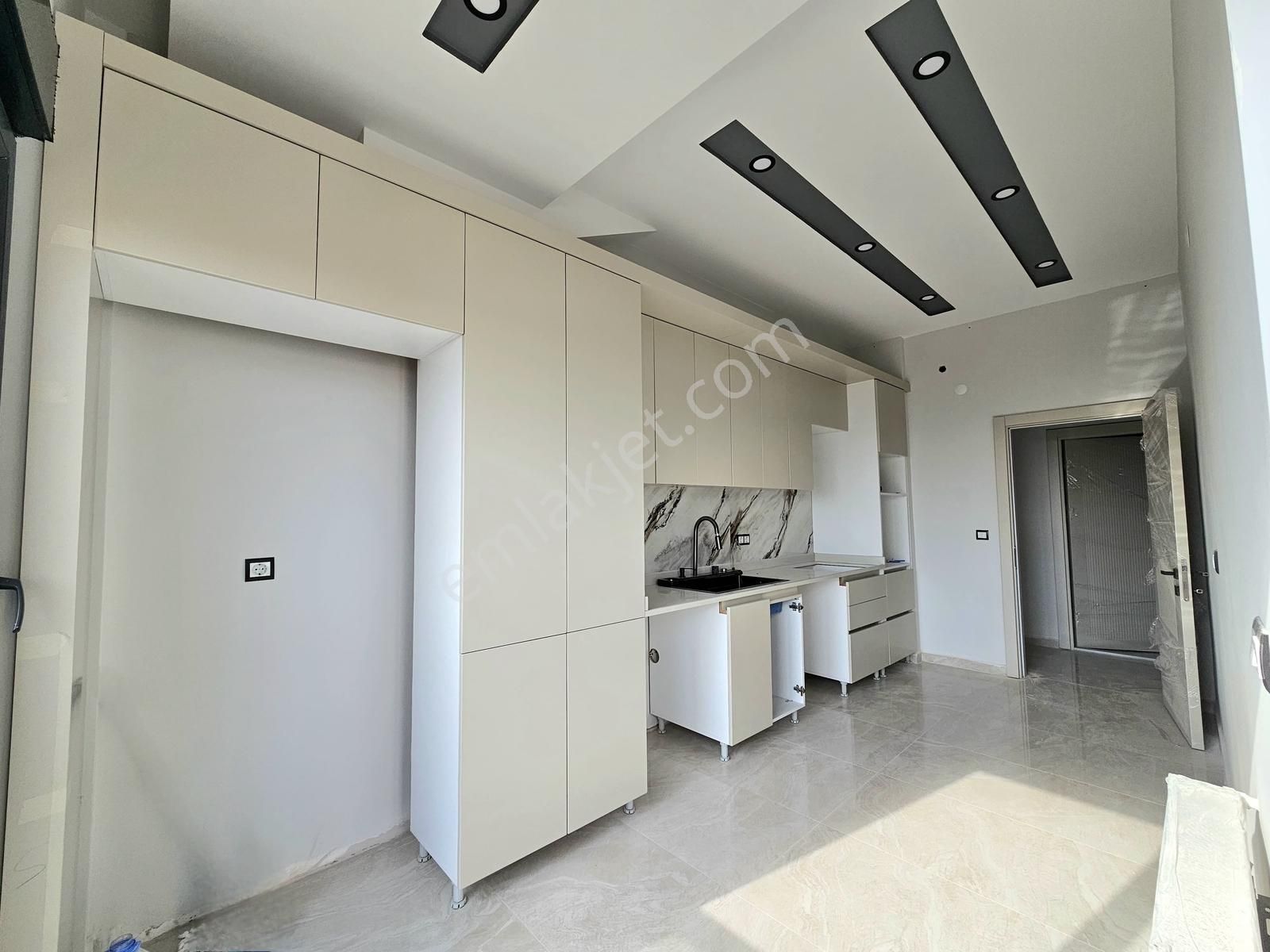 Fevzi Çakmak'da Satılık 2+1 115m2 Havuzlu Manzaralı Sıfır Daire - Görsel 11