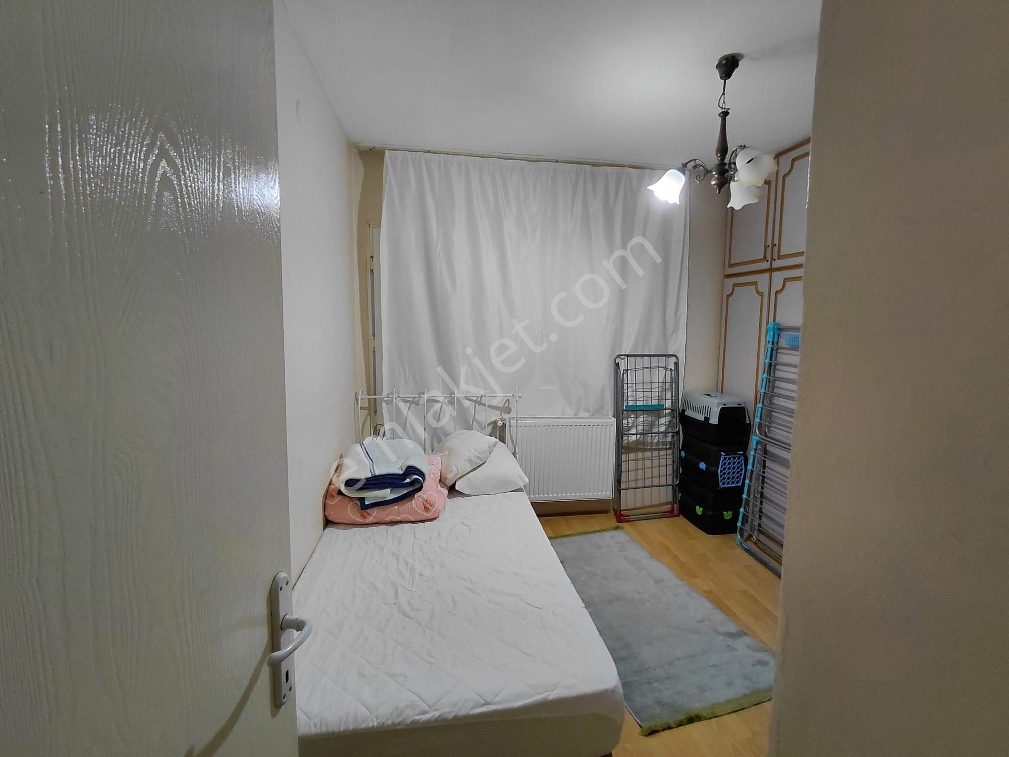 Bornova Evka4 2+1 Kapalı Mutfak Doğalgazlı Güneycephe Satılık Daire - Görsel 4