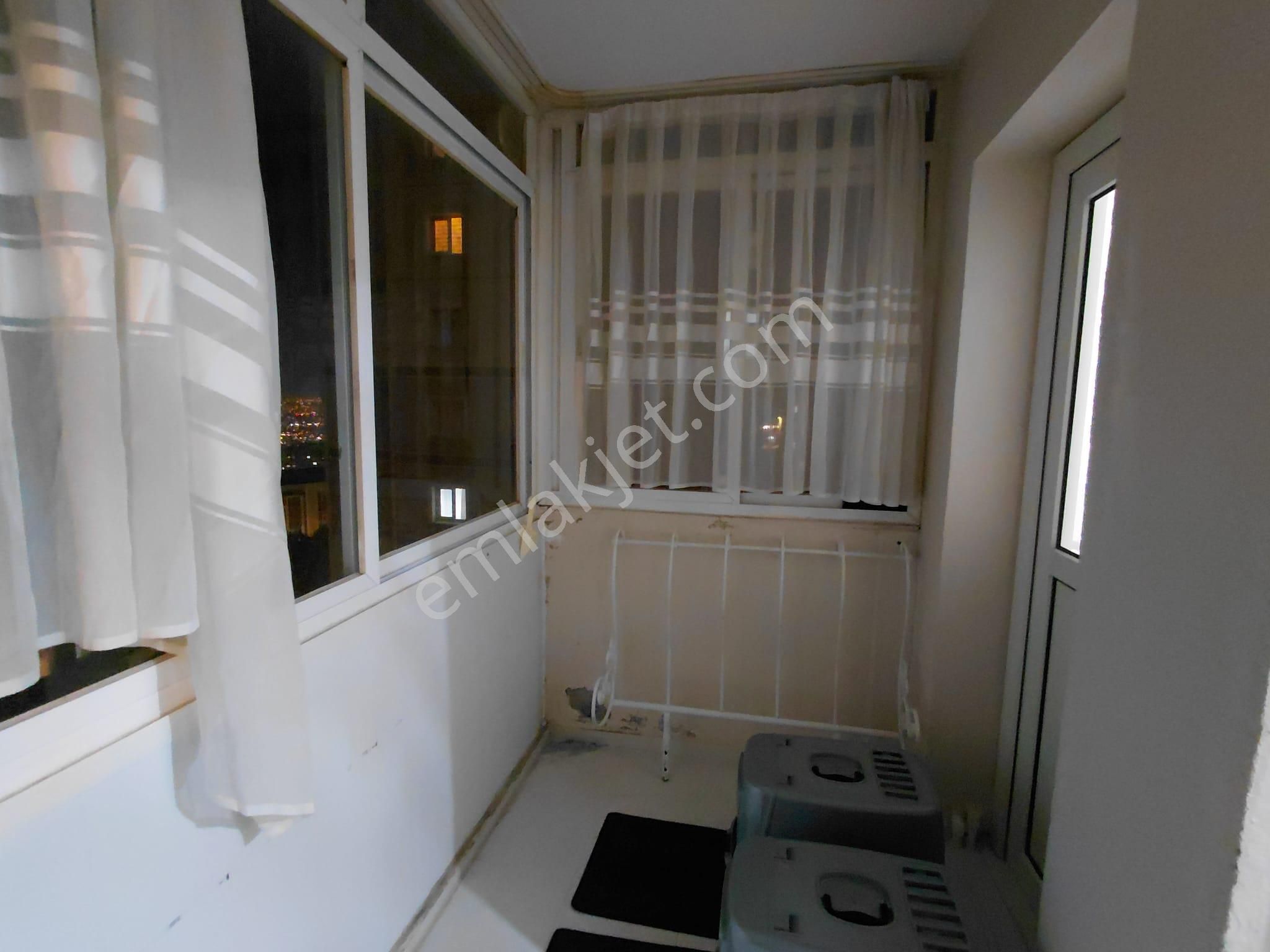 Bornova Evka4 2+1 Kapalı Mutfak Doğalgazlı Güneycephe Satılık Daire - Görsel 3