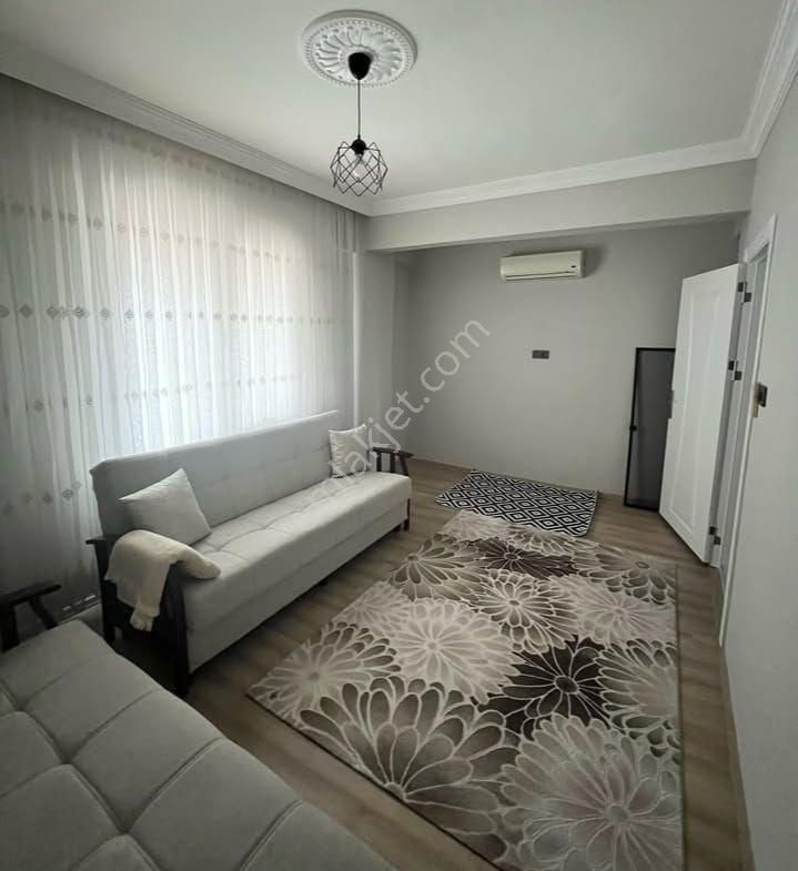 Seyrantepe Mah 1+1 Ayri Mutfak Eşyalı Satilik Daire