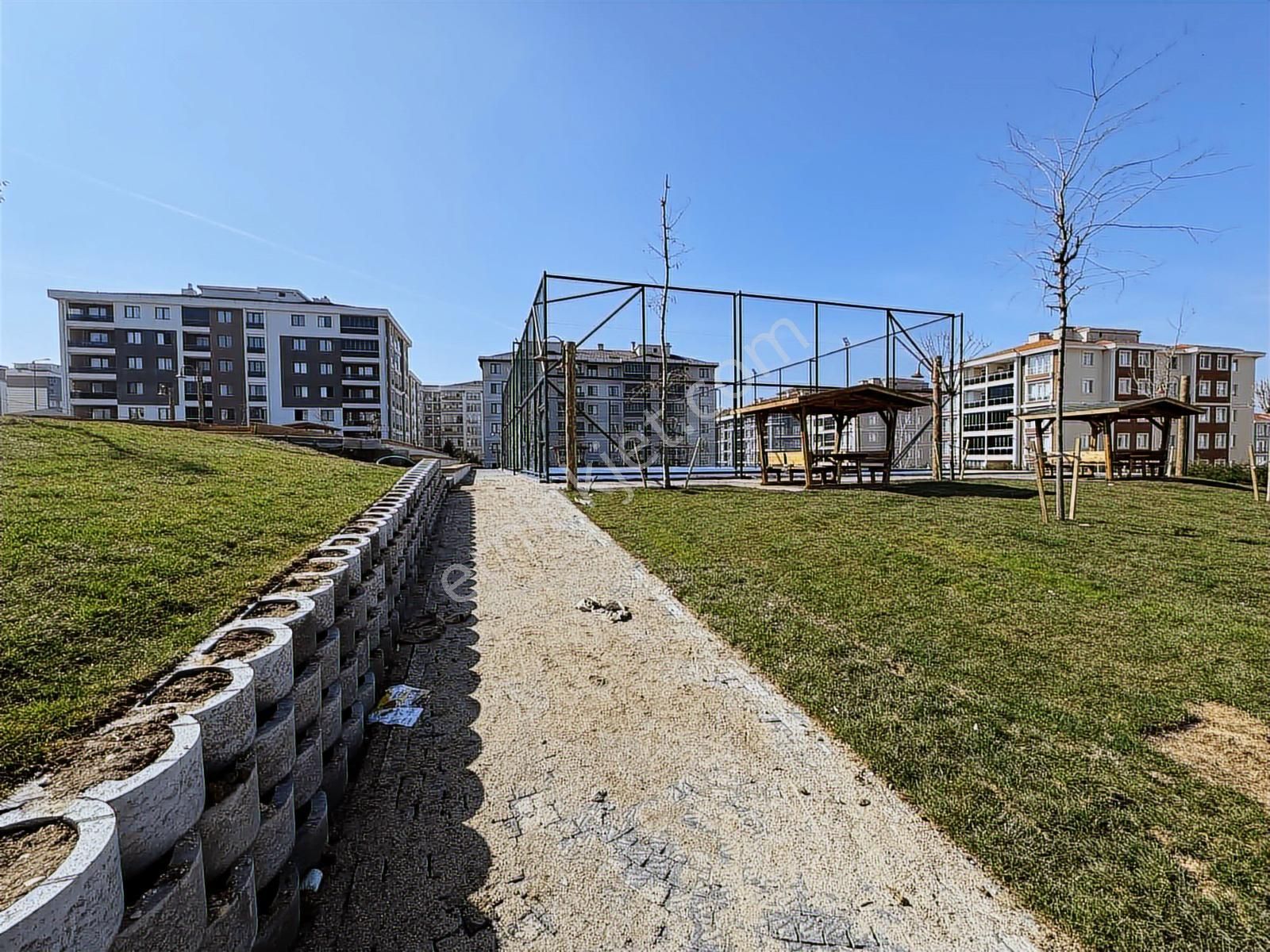 Yeni Mahallede Üniversite Bölgesi 132 M2 6 Kat İmarlı Net Arsa - Görsel 18