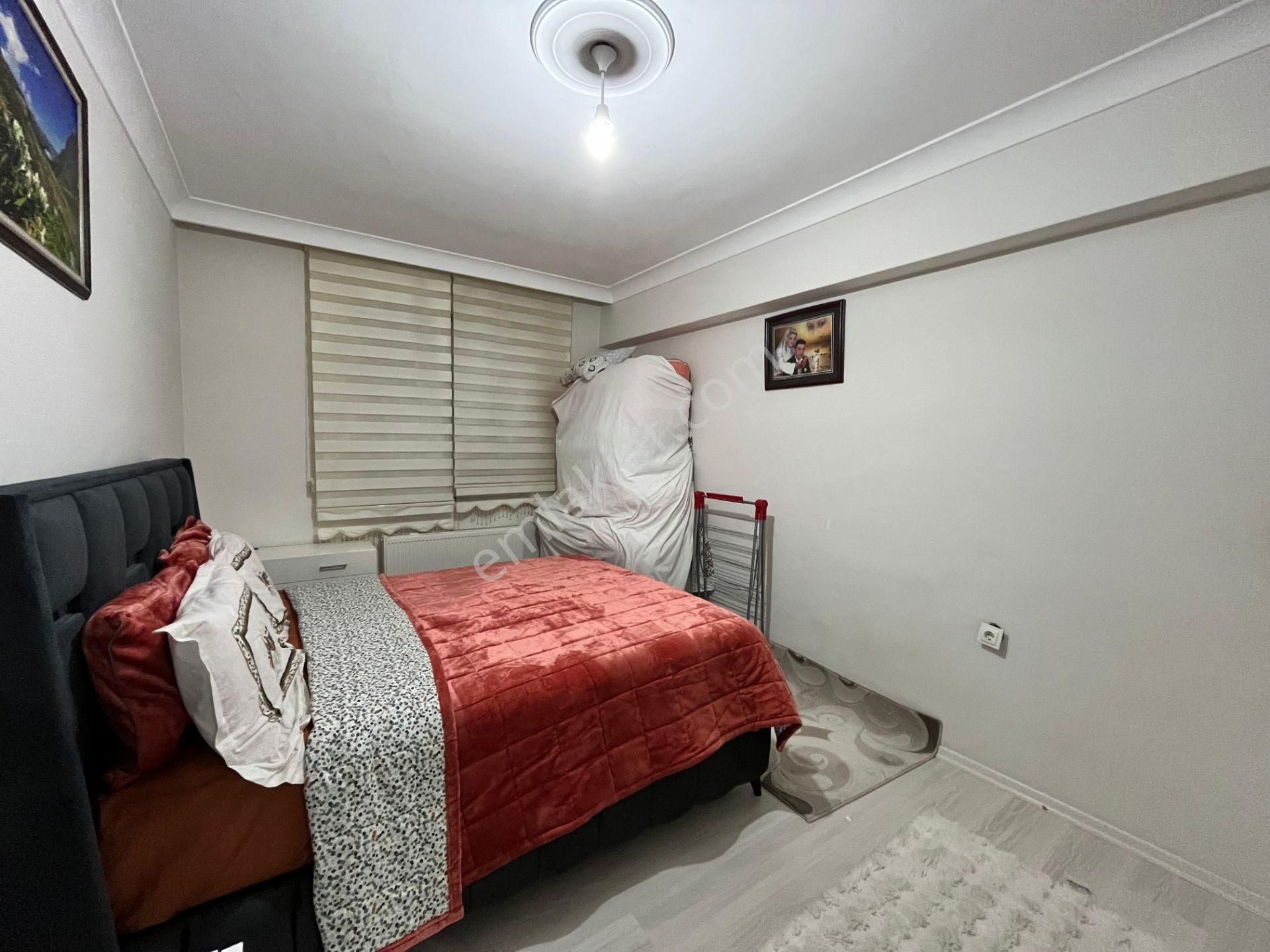 Pursaklar Mehmet Zengin Emlak'tan Hastane Yakını Asansörlü 1.kat 3+1 Yapılı Masrafsız Daire - Görsel 24