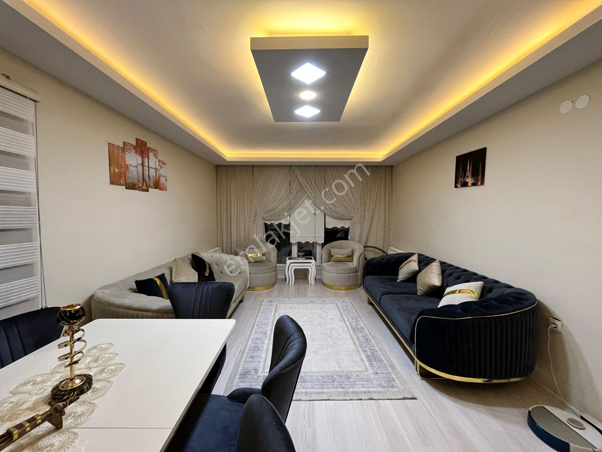 Pursaklar Mehmet Zengin Emlak'tan Hastane Yakını Asansörlü 1.kat 3+1 Yapılı Masrafsız Daire - Görsel 3