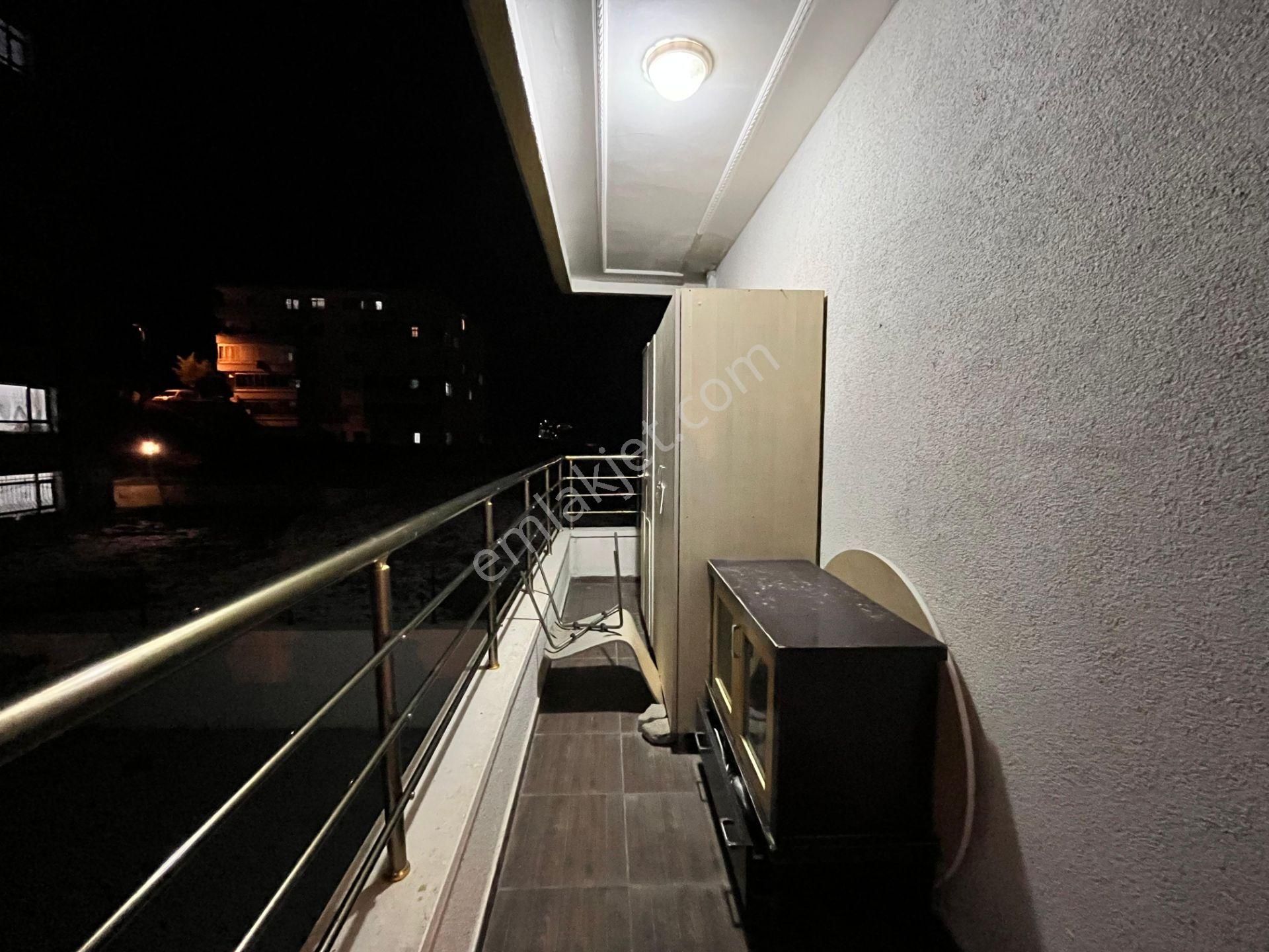 Pursaklar Mehmet Zengin Emlak'tan Hastane Yakını Asansörlü 1.kat 3+1 Yapılı Masrafsız Daire - Görsel 34