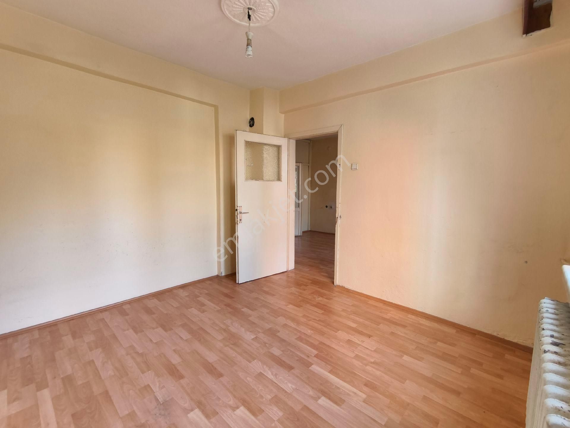 Pera'dan Uluönder Mh. Ssk Bloklarında Kiralık 2+1 Daire - Görsel 21