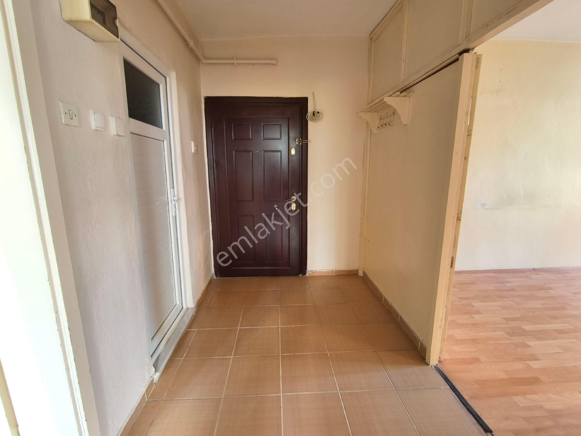 Pera'dan Uluönder Mh. Ssk Bloklarında Kiralık 2+1 Daire - Görsel 14