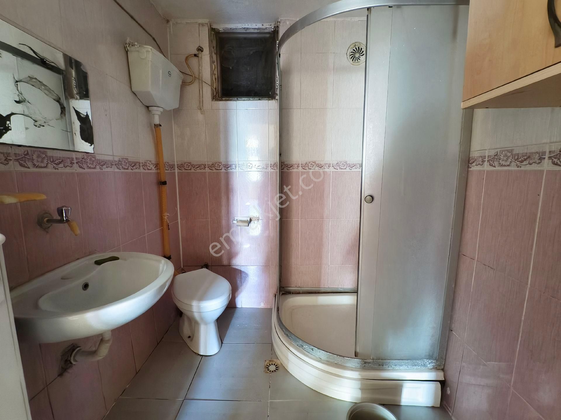 Pera'dan Uluönder Mh. Ssk Bloklarında Kiralık 2+1 Daire - Görsel 19