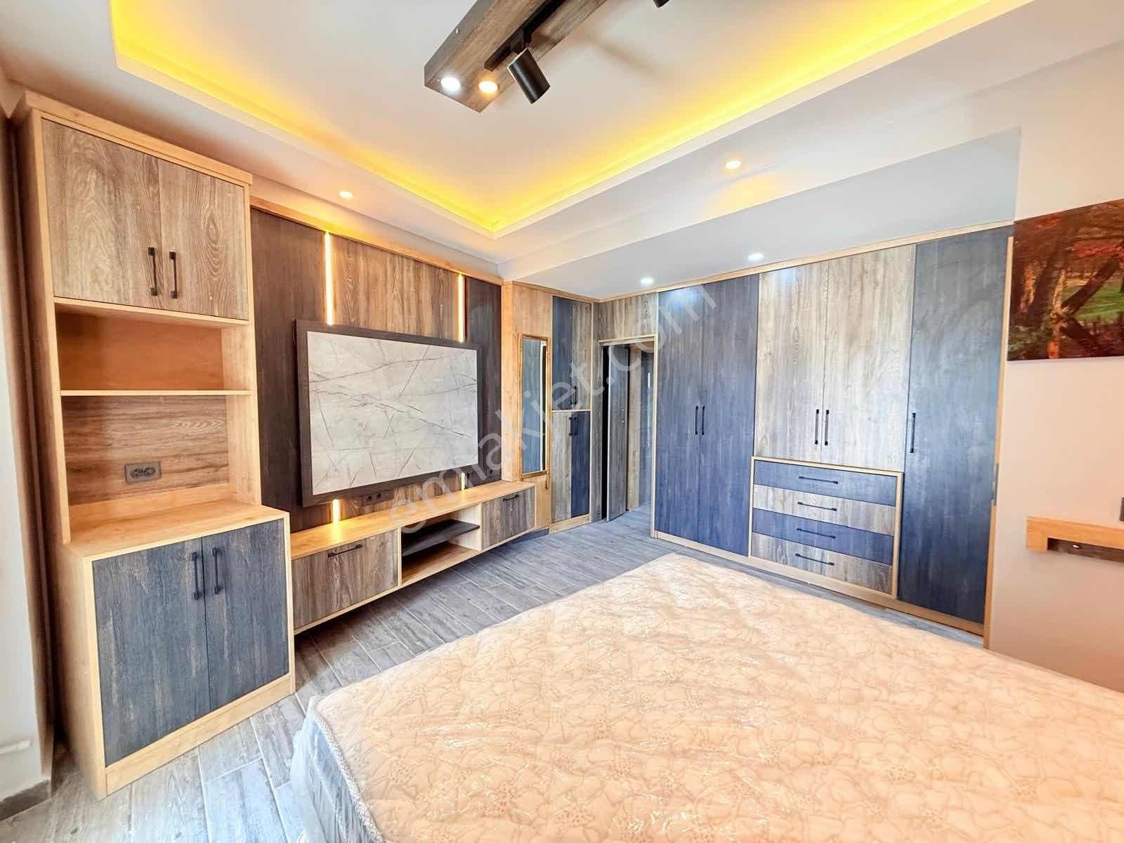 Ciddi Pazarlıklı - Özel İşçilikli Lüks Villa - Görsel 18