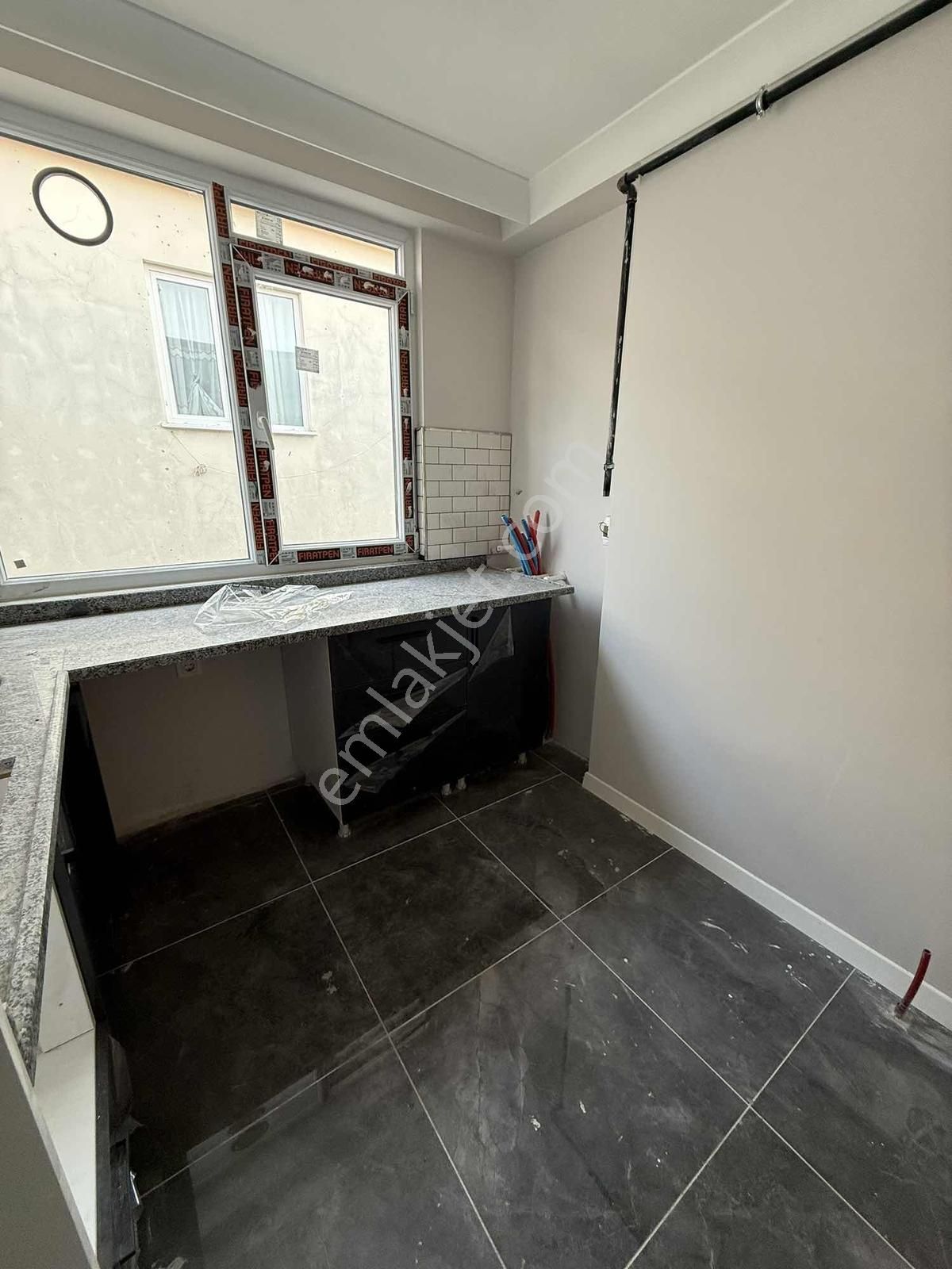 Yeni Binada Ferah Kullanışlı Daire - Görsel 4