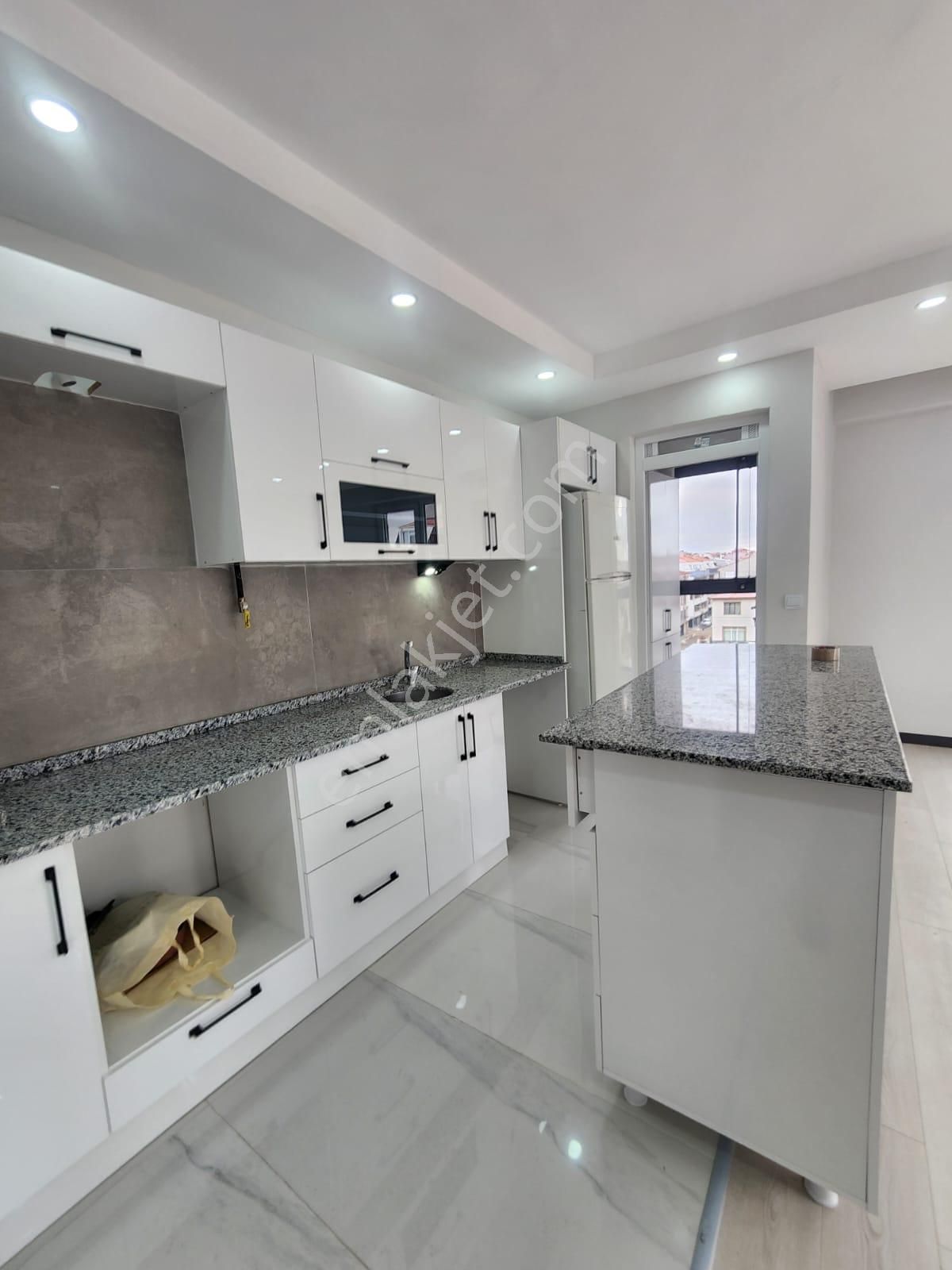 🏡🎀 Satılık Şık Ve Modern 1+1 Daire • 65 M2 • 3. Kat • Ada Mutfaklı • Zeminden Isıtma 🎀✨ (d266) - Görsel 8