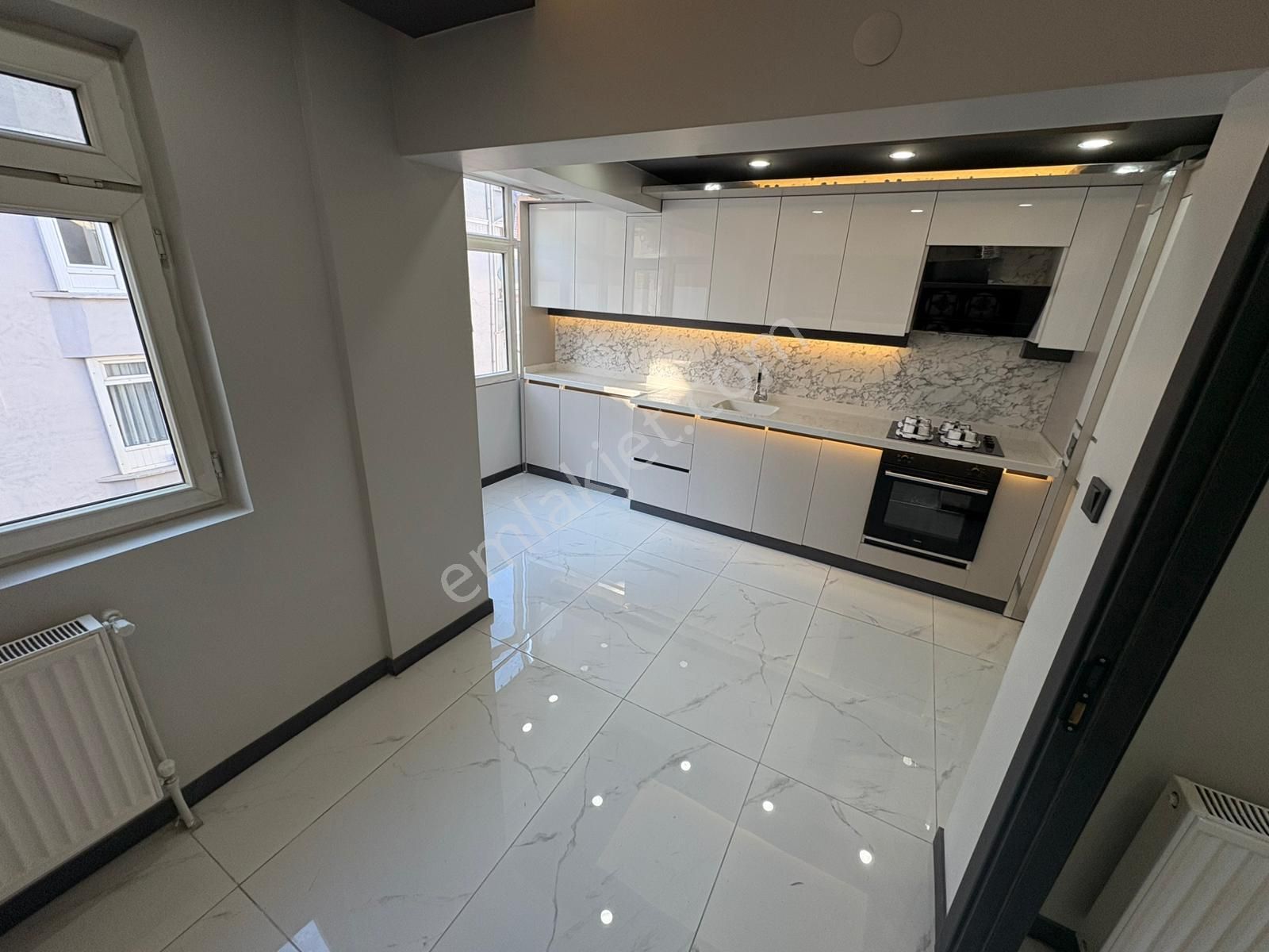 Hayal^den Akşemsettin Mh^de Full Yapılı Geniş Bağımsız 4+1 Teras Daire !! - Görsel 3