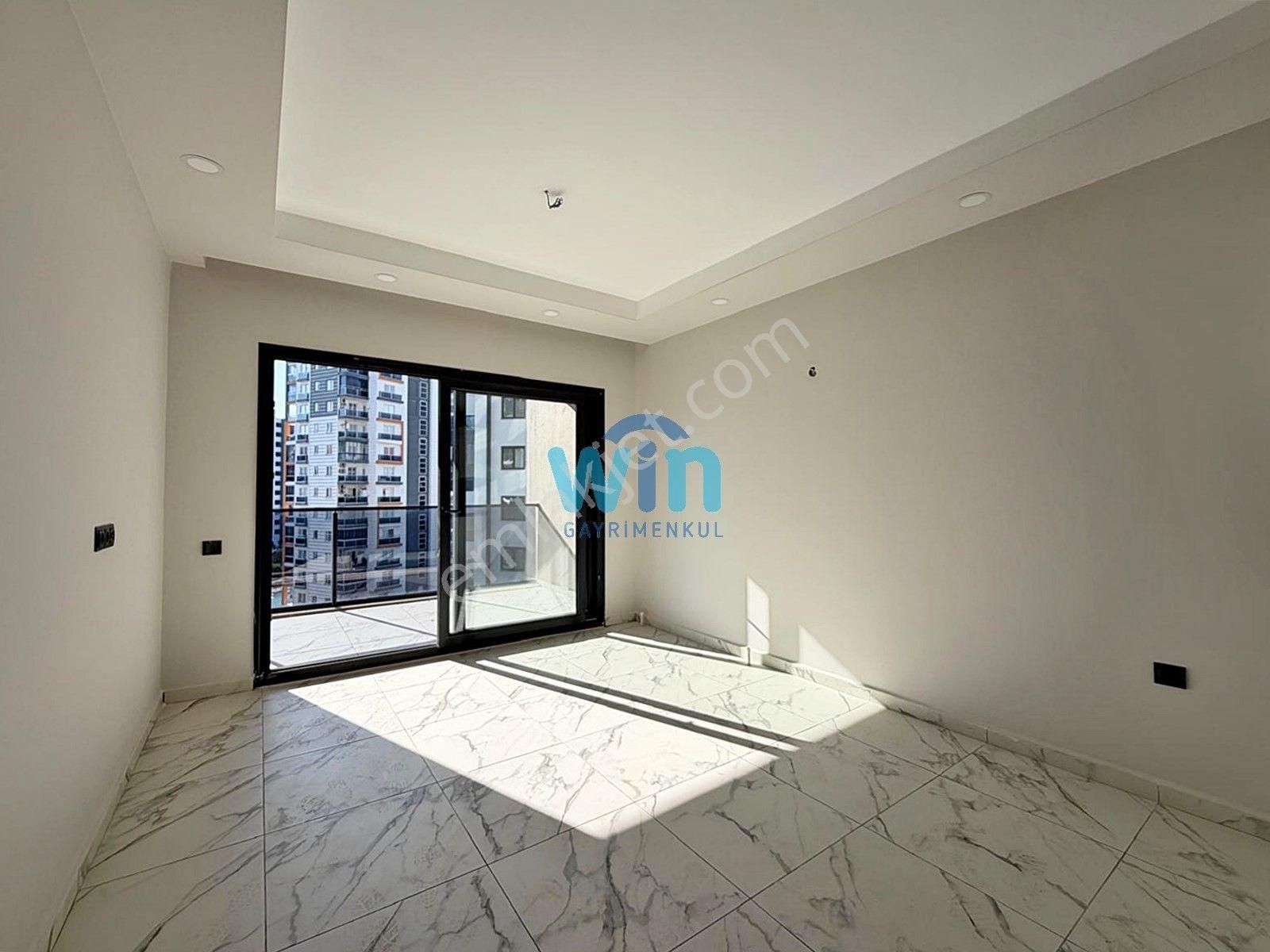 Win Gayrimenkul'den Liparis Kremlin'de Satılık Lüks 1+1 Daire - Görsel 4