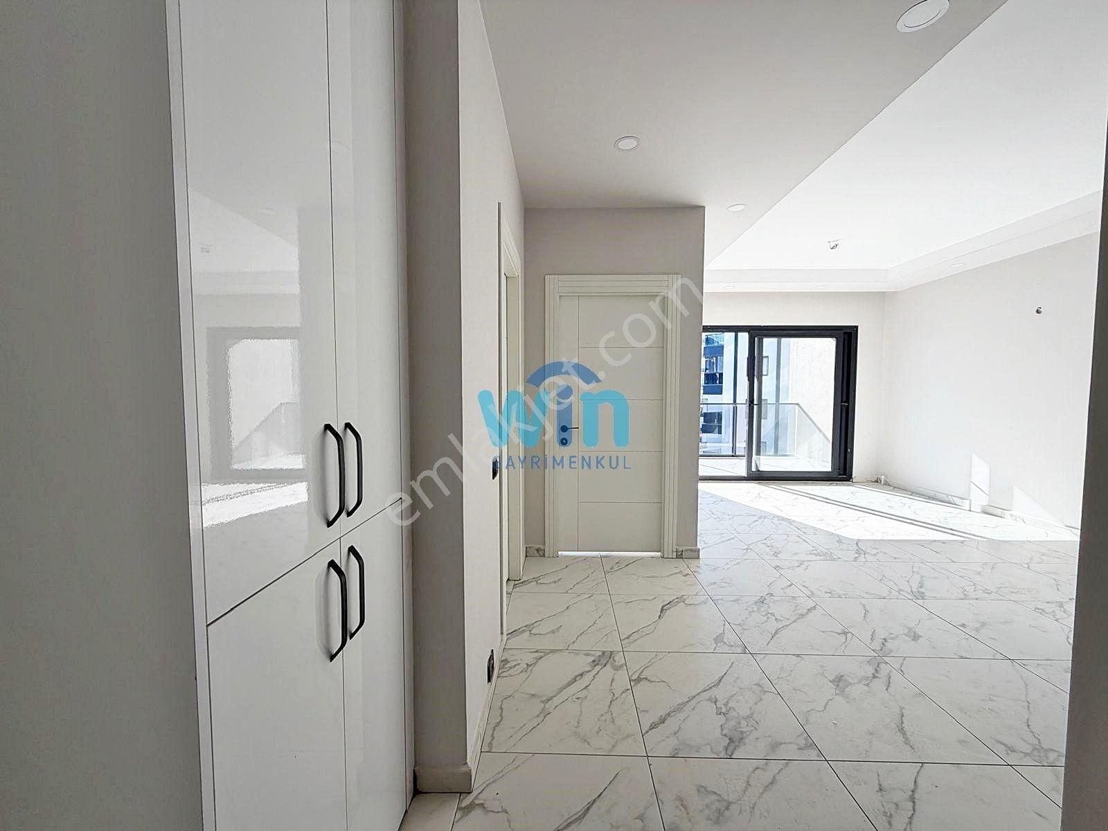 Win Gayrimenkul'den Liparis Kremlin'de Satılık Lüks 1+1 Daire - Görsel 2