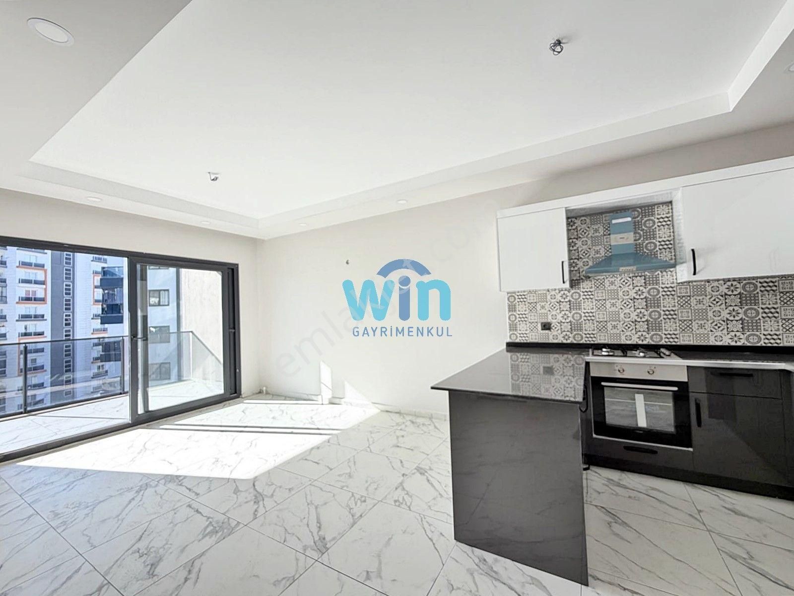 Win Gayrimenkul'den Liparis Kremlin'de Satılık Lüks 1+1 Daire - Görsel 3