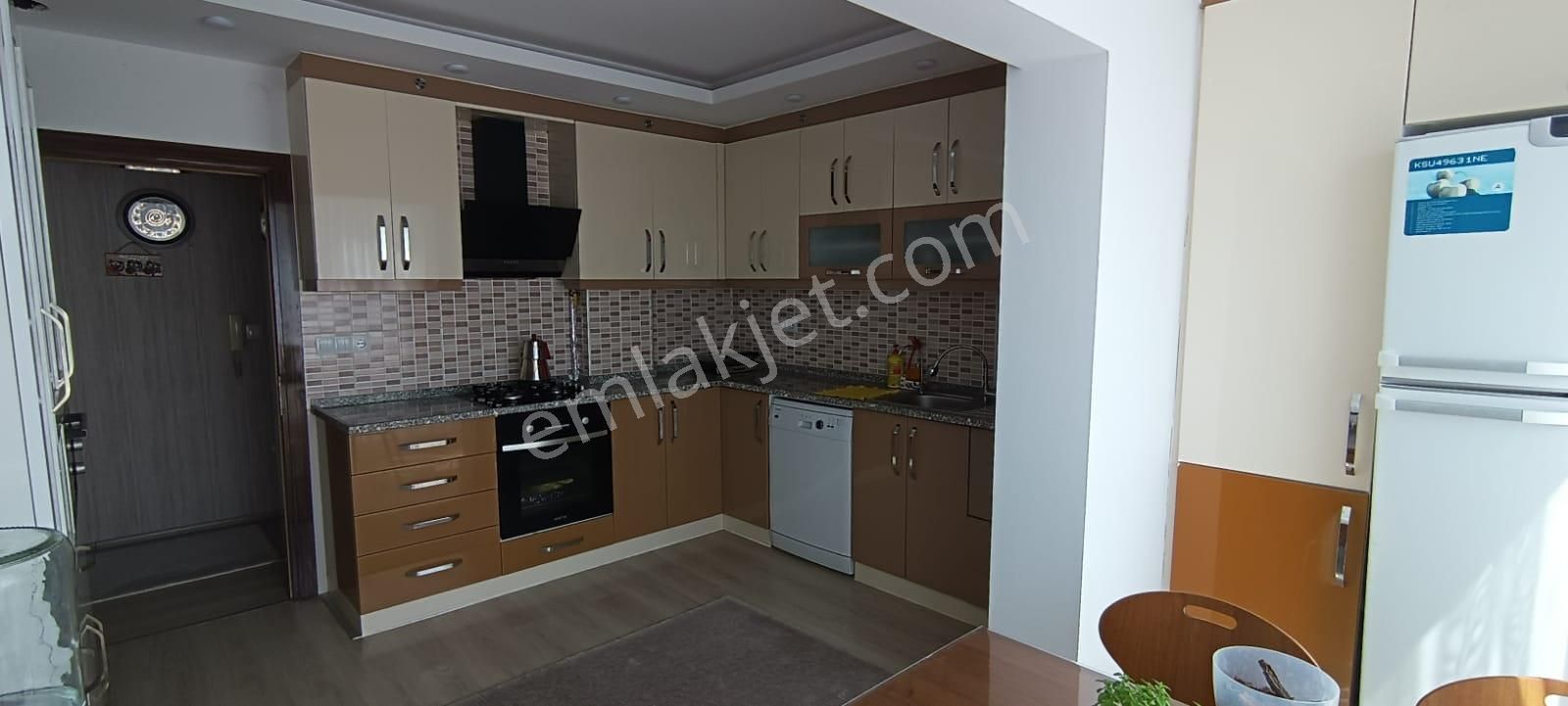 Arevtürk'den Kuşpınar'da Satılık 155 M2 3+1 Daire