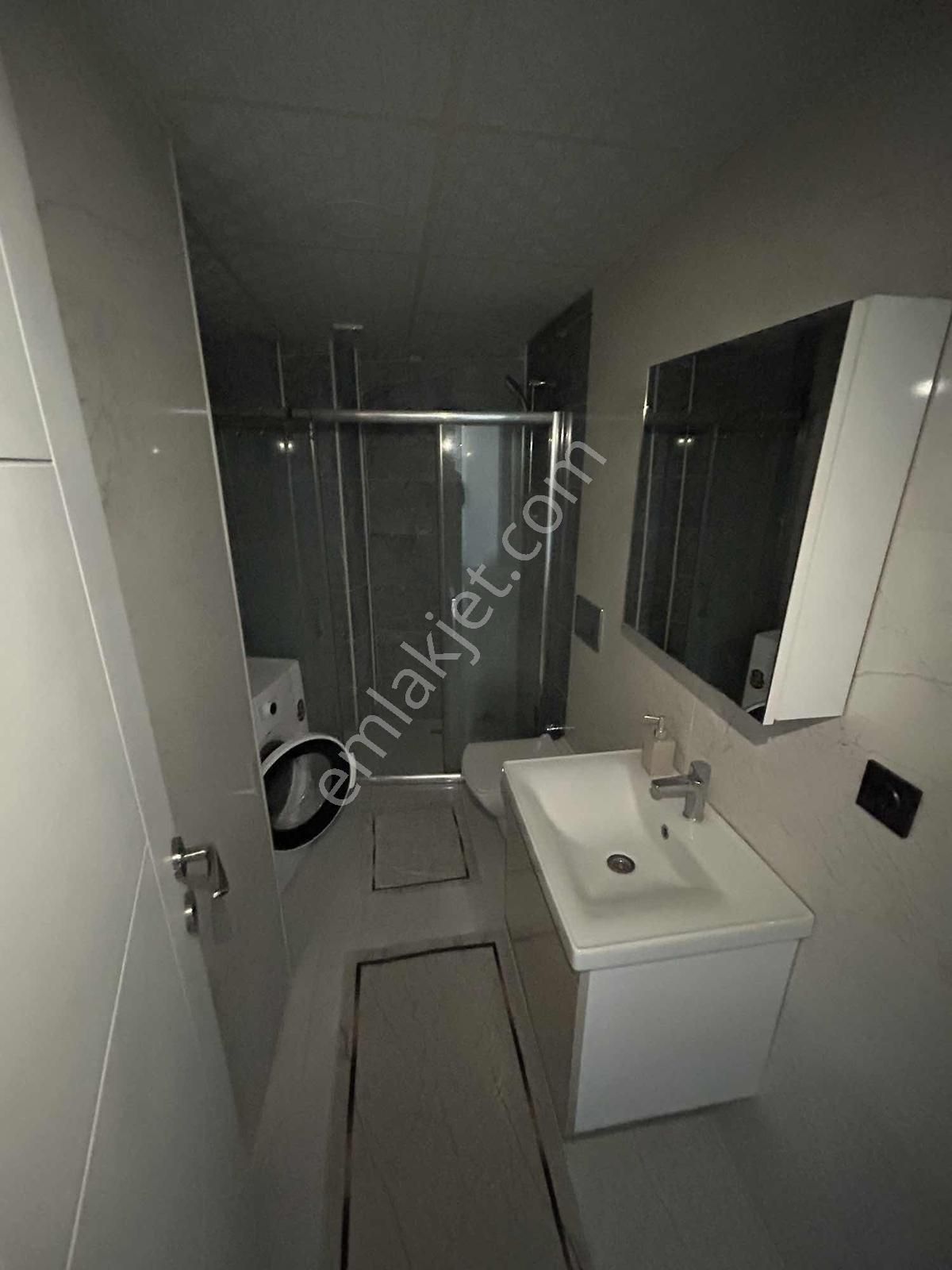 Merkezi'kondum Ara Kat Kiralık 1+1 Eşyalı Daire - Görsel 13