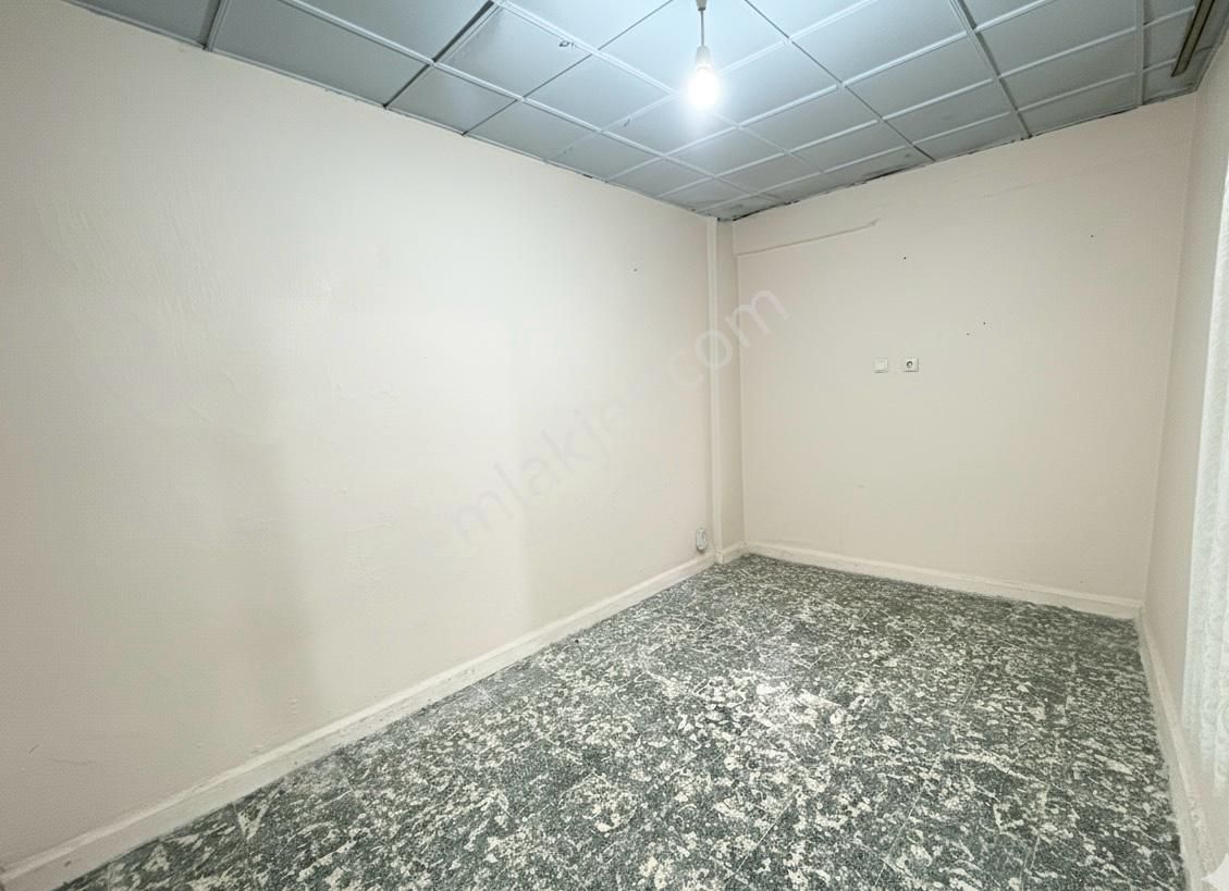 Bornova Kızılayda Bahçeli, Masrafsız 1+1 Kiralık Daire - Görsel 18