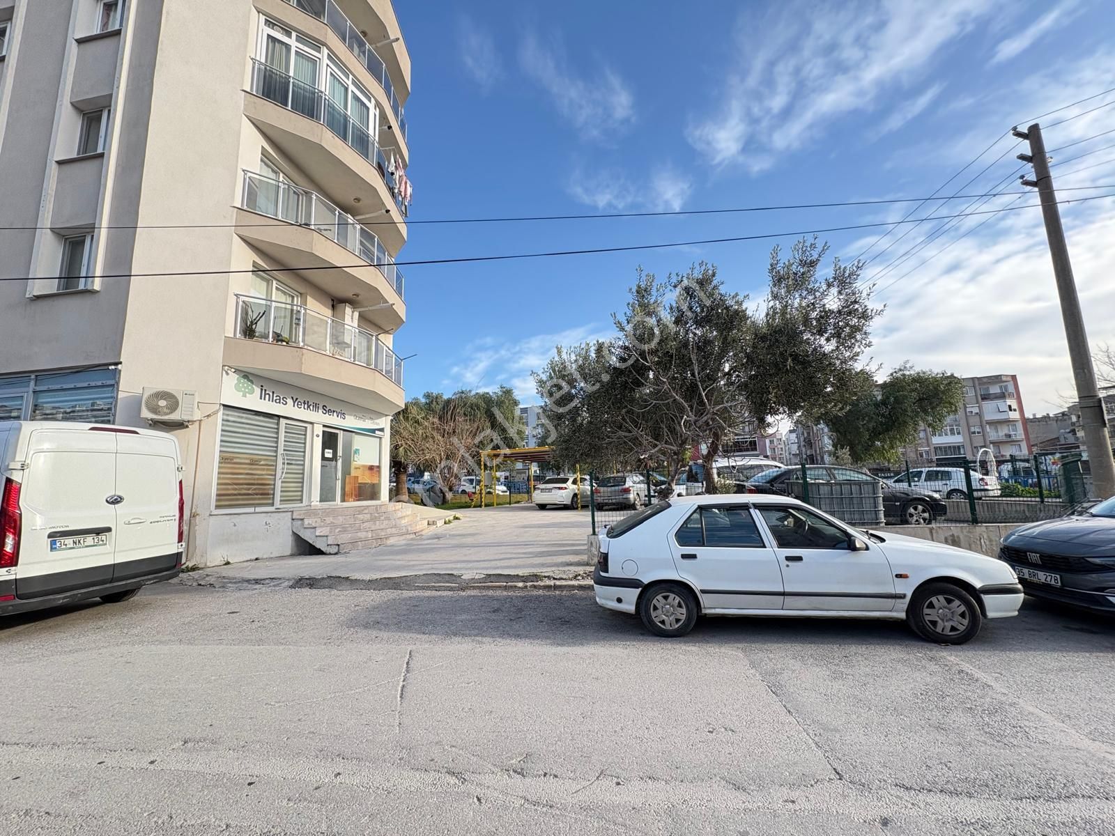 Bornova Kızılayda Bahçeli, Masrafsız 1+1 Kiralık Daire - Görsel 20