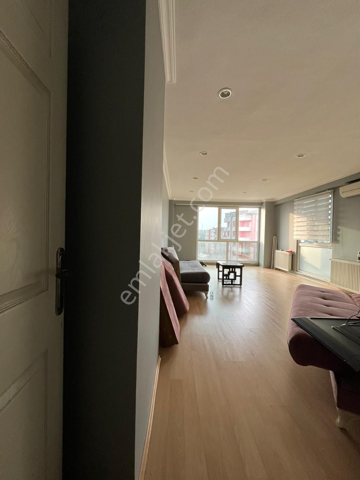 Pendik Güzelyalı Sahil Yolu Üstünde Arakat 1+1 Kiralık Ofis Veya Daire - Görsel 5