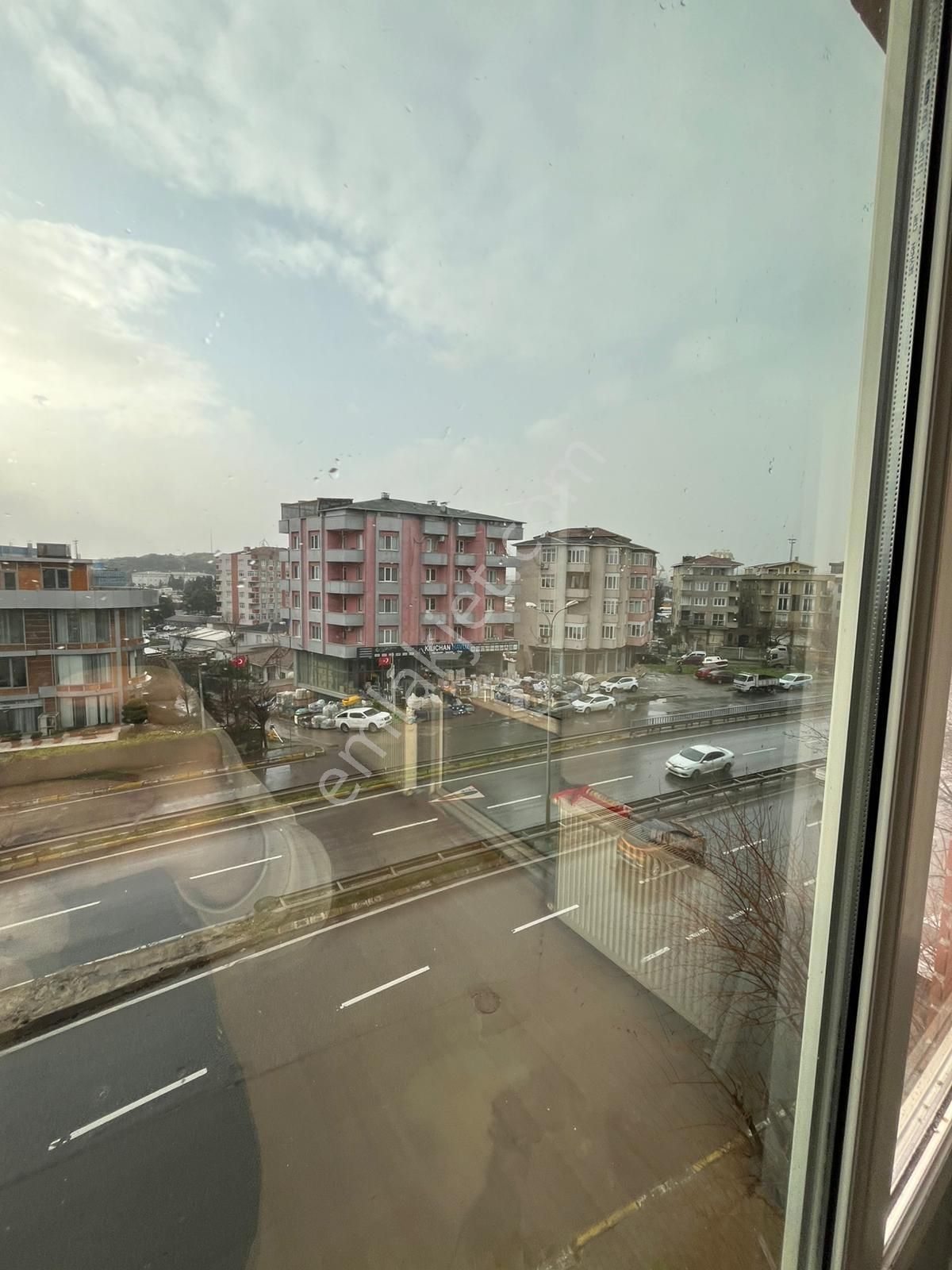 Pendik Güzelyalı Sahil Yolu Üstünde Arakat 1+1 Kiralık Ofis Veya Daire - Görsel 8